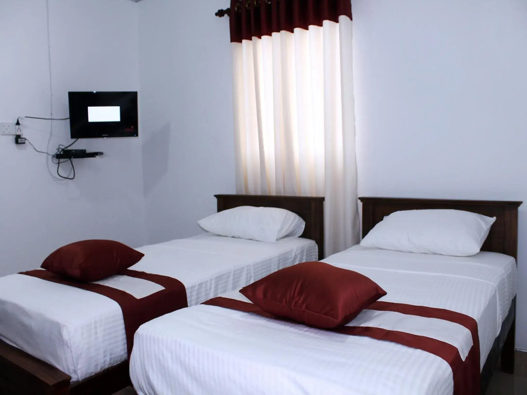 Deluxe Family Room in Elliot Nature Resort Deluxe Family Room in Elliot Nature Resort