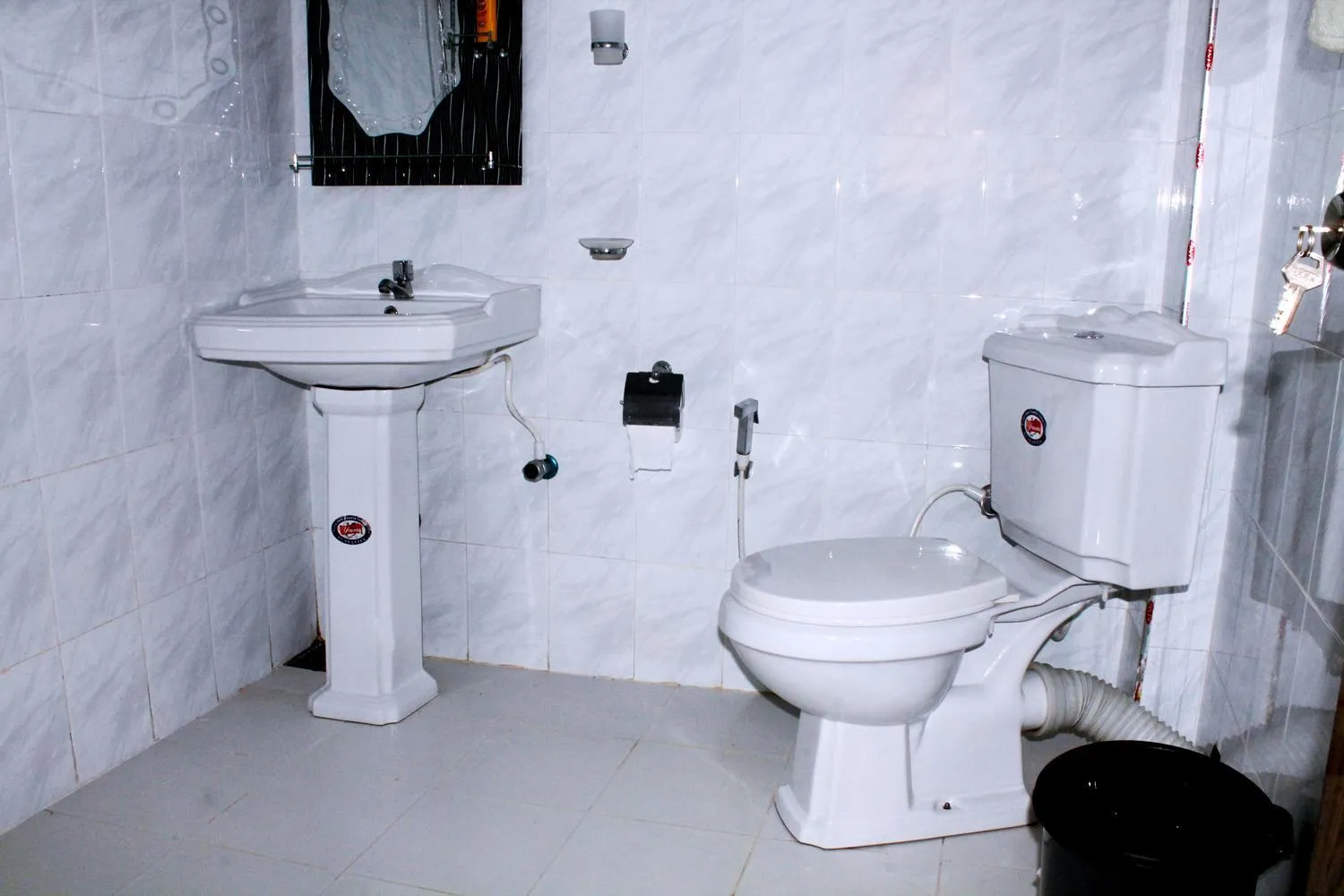 Shower in Elliot Nature Resort