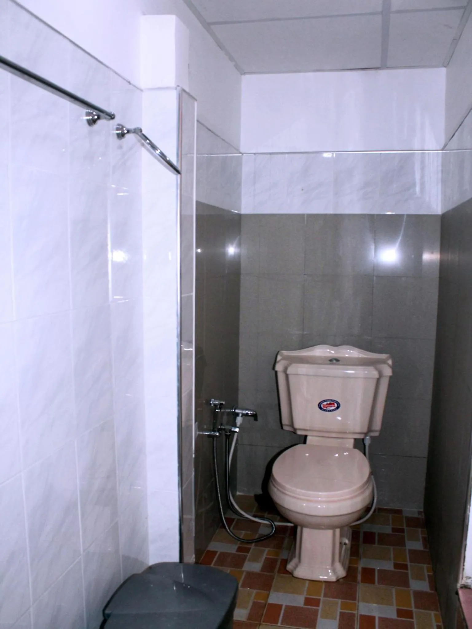 Toilet in Elliot Nature Resort