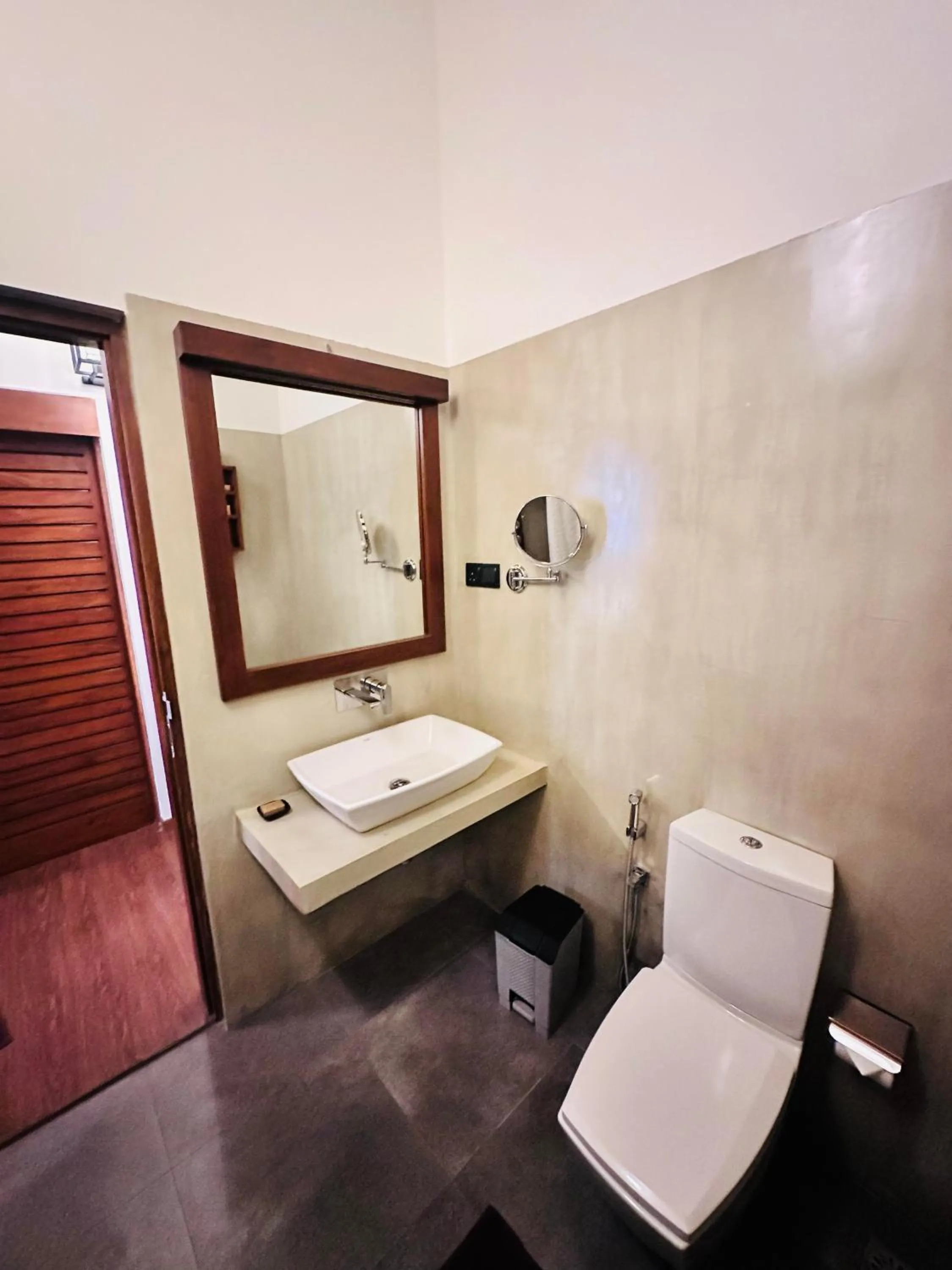 Toilet in Kubura Resort