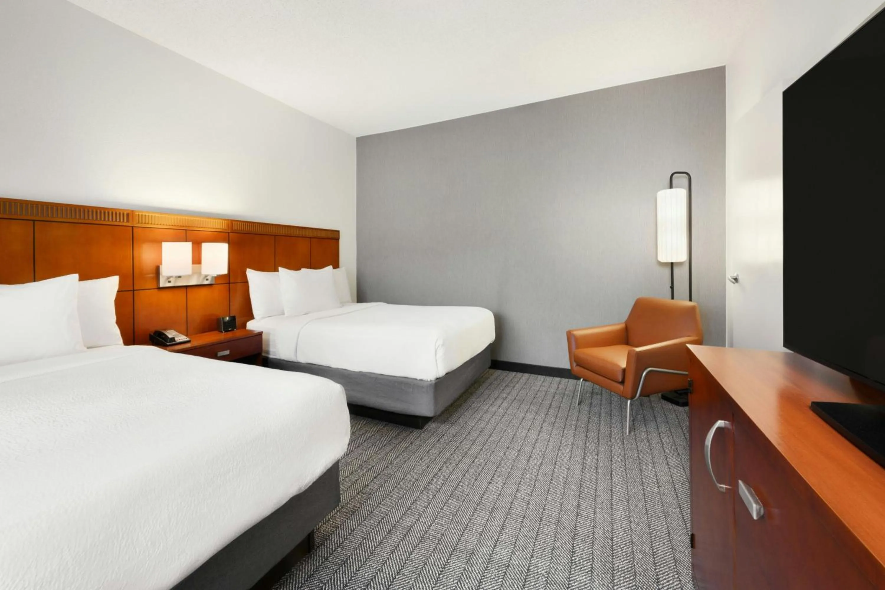 Bedroom, Bed in Courtyard by Marriott Atlanta Duluth/ Gwinnett Place