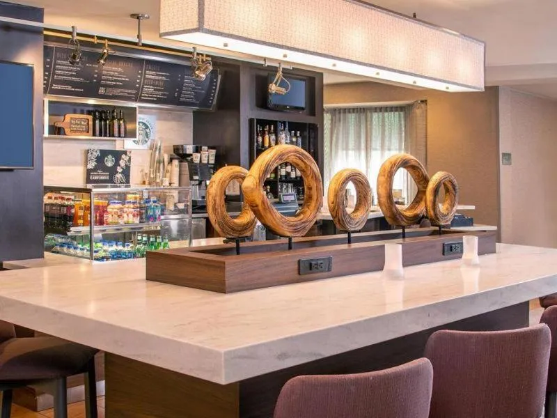 Comfort Inn & Suites Bethlehem Lehigh Valley Airport