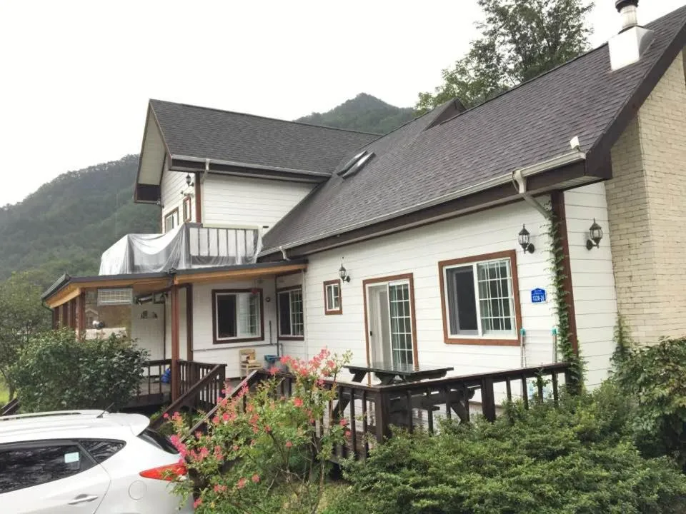 Facade/entrance in Izmir Pension