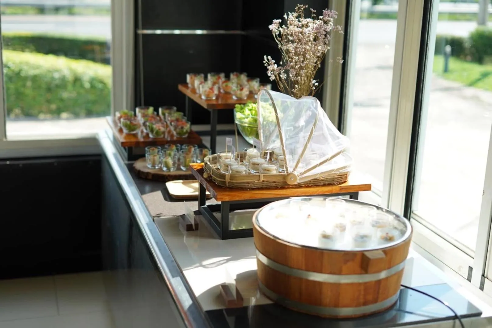 Food and drinks in Akelada Hotel