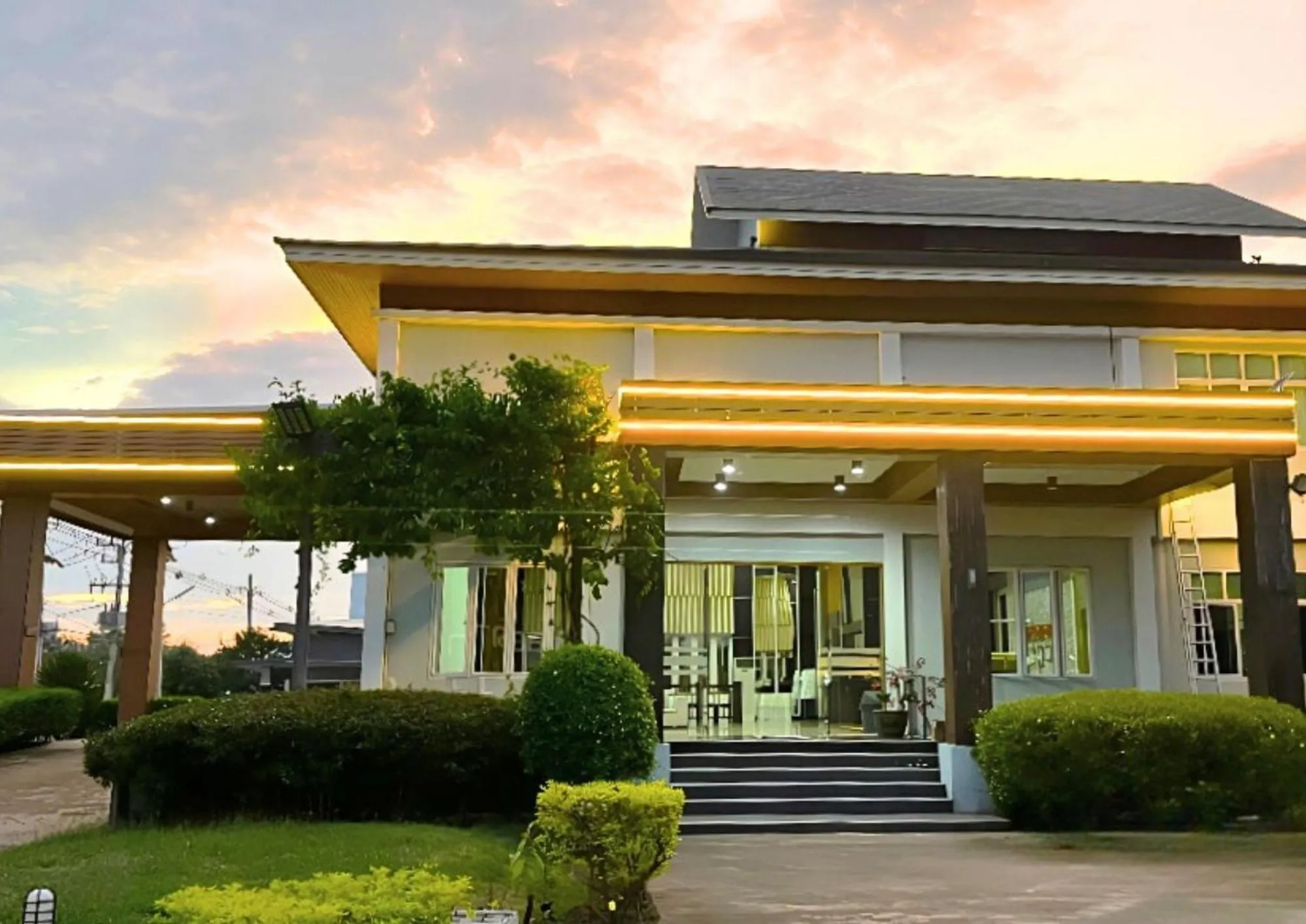 Facade/entrance in Akelada Hotel