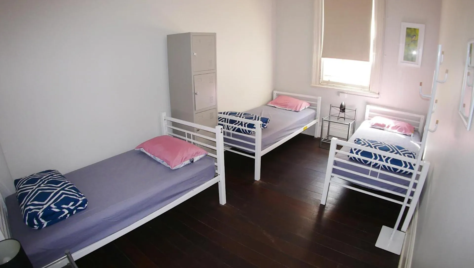 Photo of the whole room, Bed in Geraldton Backpackers