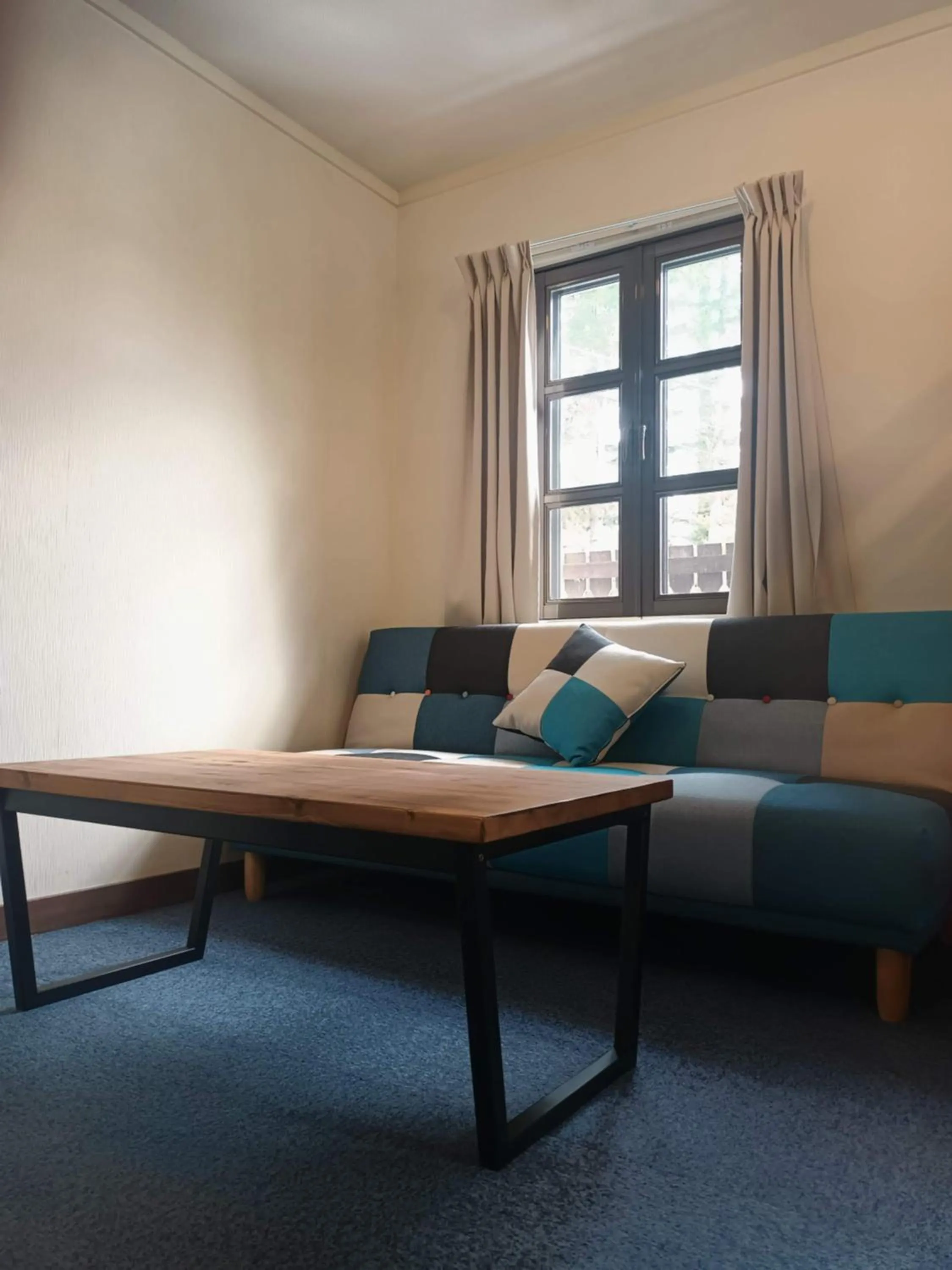 Photo of the whole room in K's House Hakuba Alps - Travelers Hostel