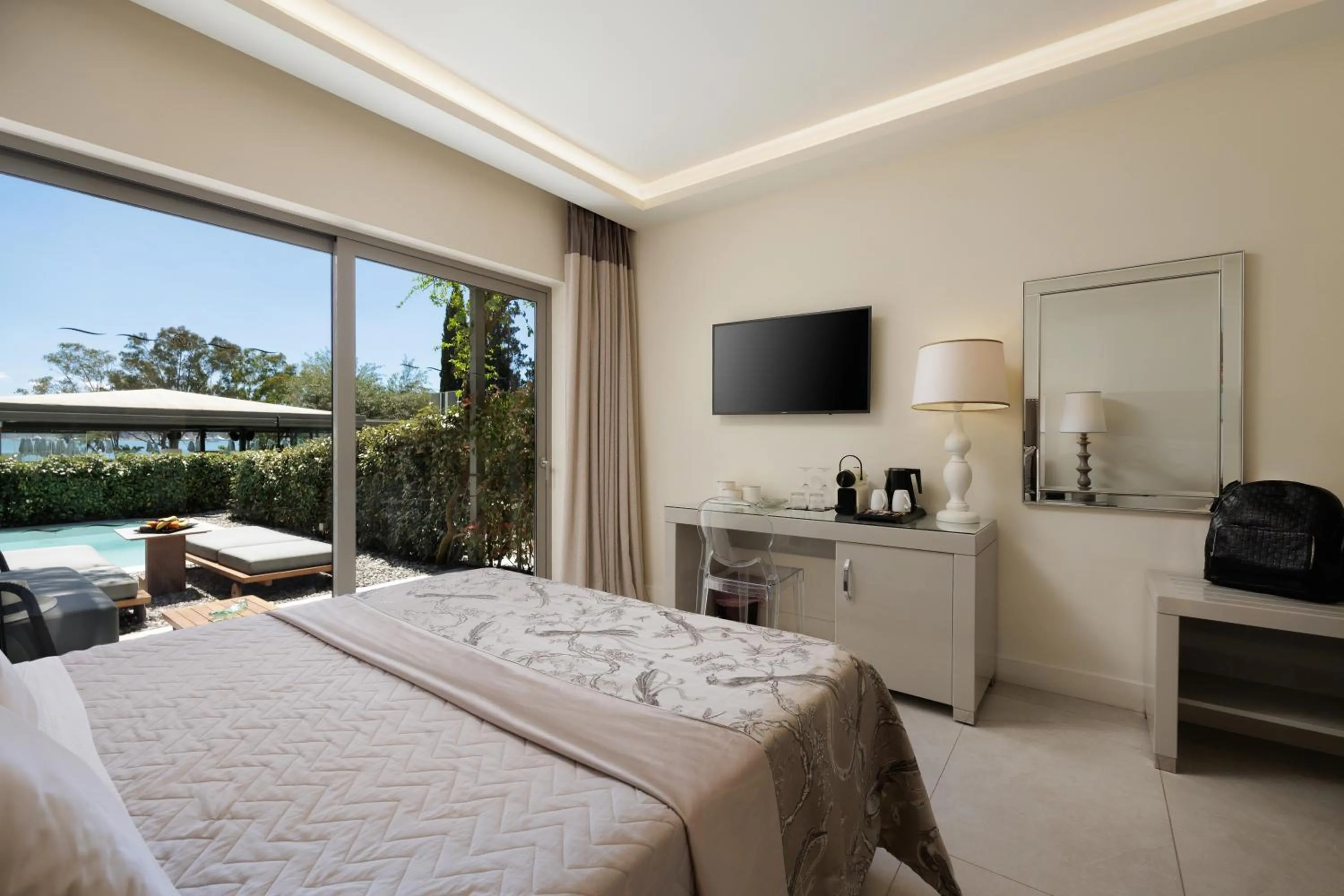 Bed in Rodostamo Hotel & Spa- Adults Friendly