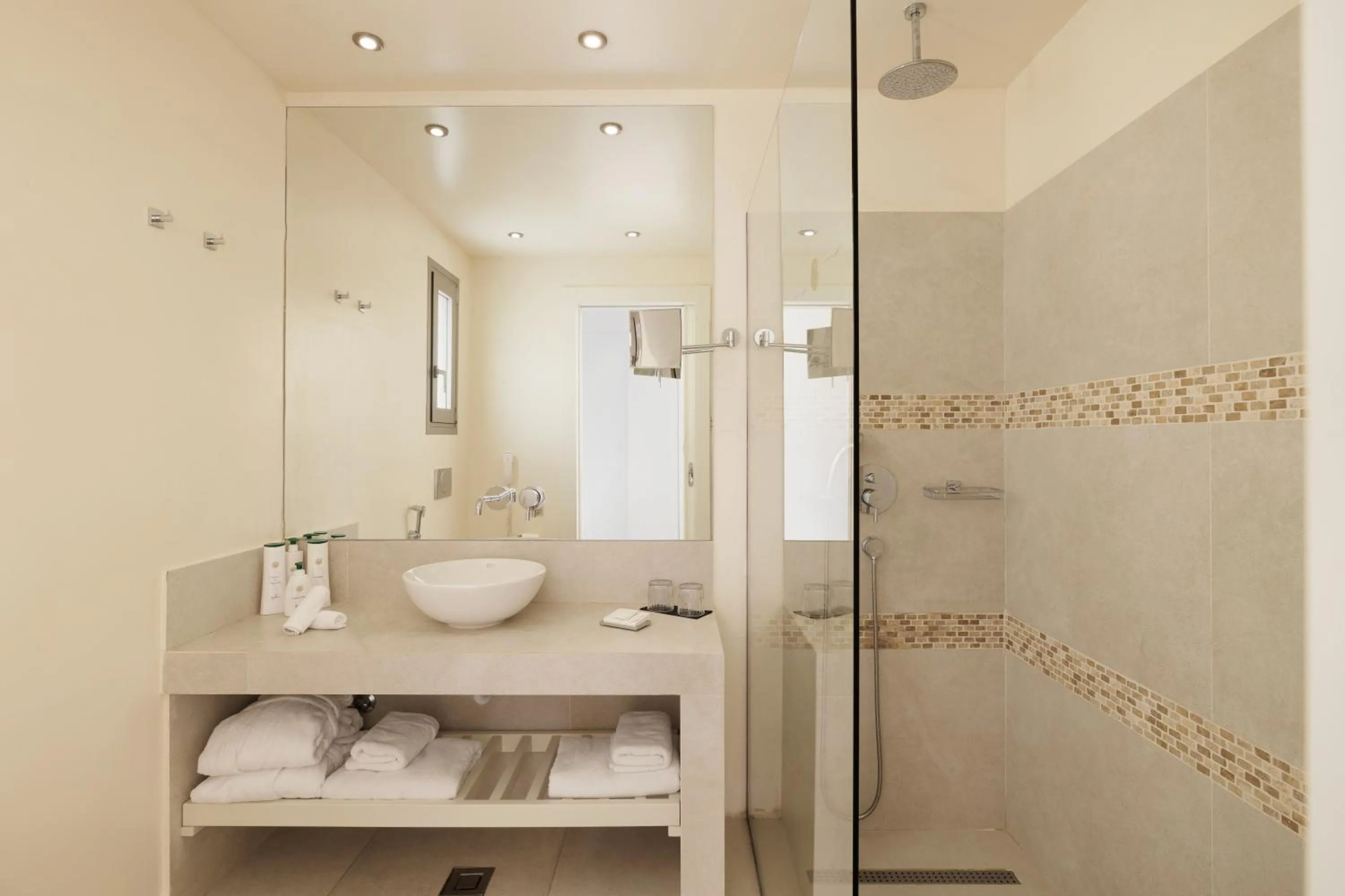 Shower in Rodostamo Hotel & Spa- Adults Friendly