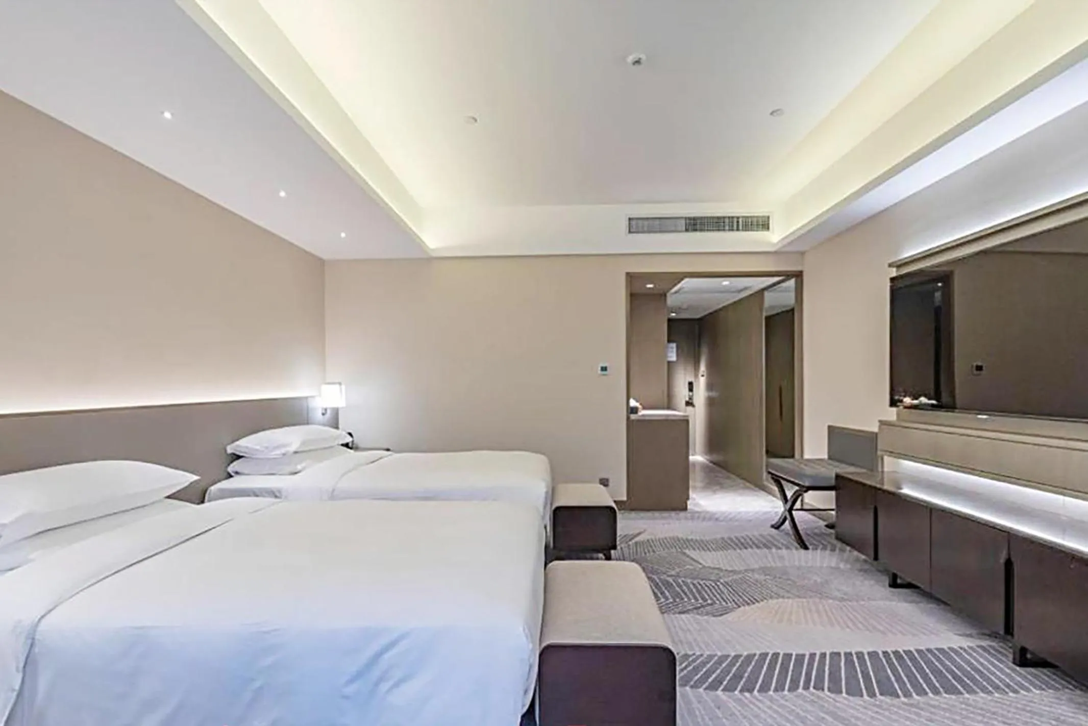 Bedroom, Bed in Hyatt Regency Metropolitan Chongqing