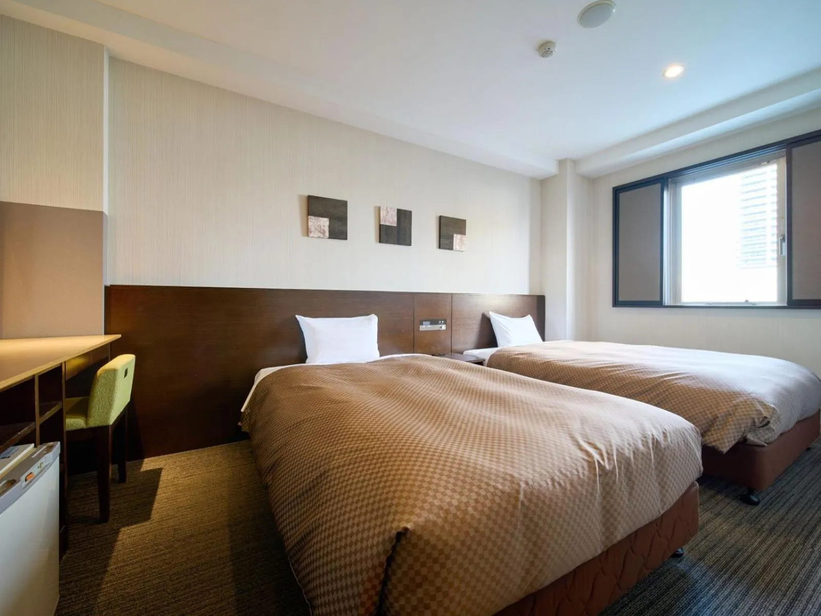 Photo of the whole room, Bed in Meitetsu Inn Kariya