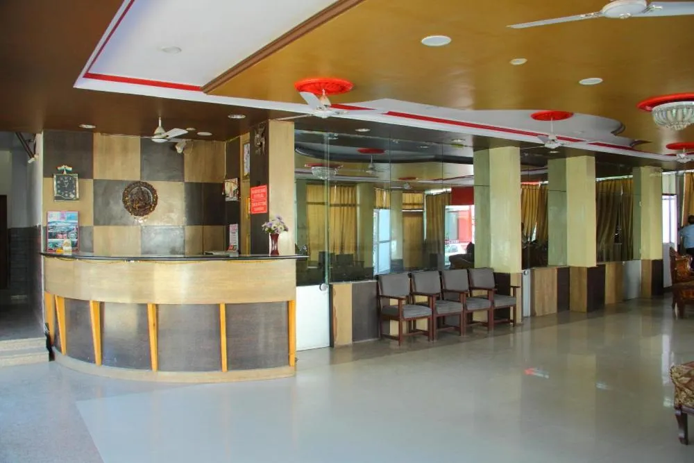 Lobby or reception in Hotel Deep Palace Near Bus Stand Udaipole