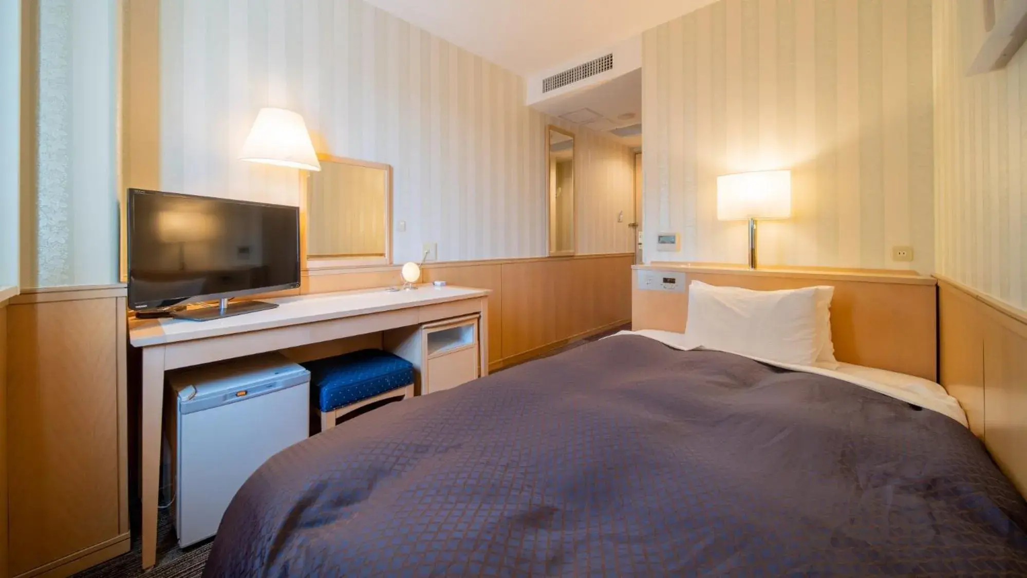 Single Room - Non-Smoking in Meitetsu Inn Nagoya Kanayama Single Room - Non-Smoking in Meitetsu Inn Nagoya Kanayama