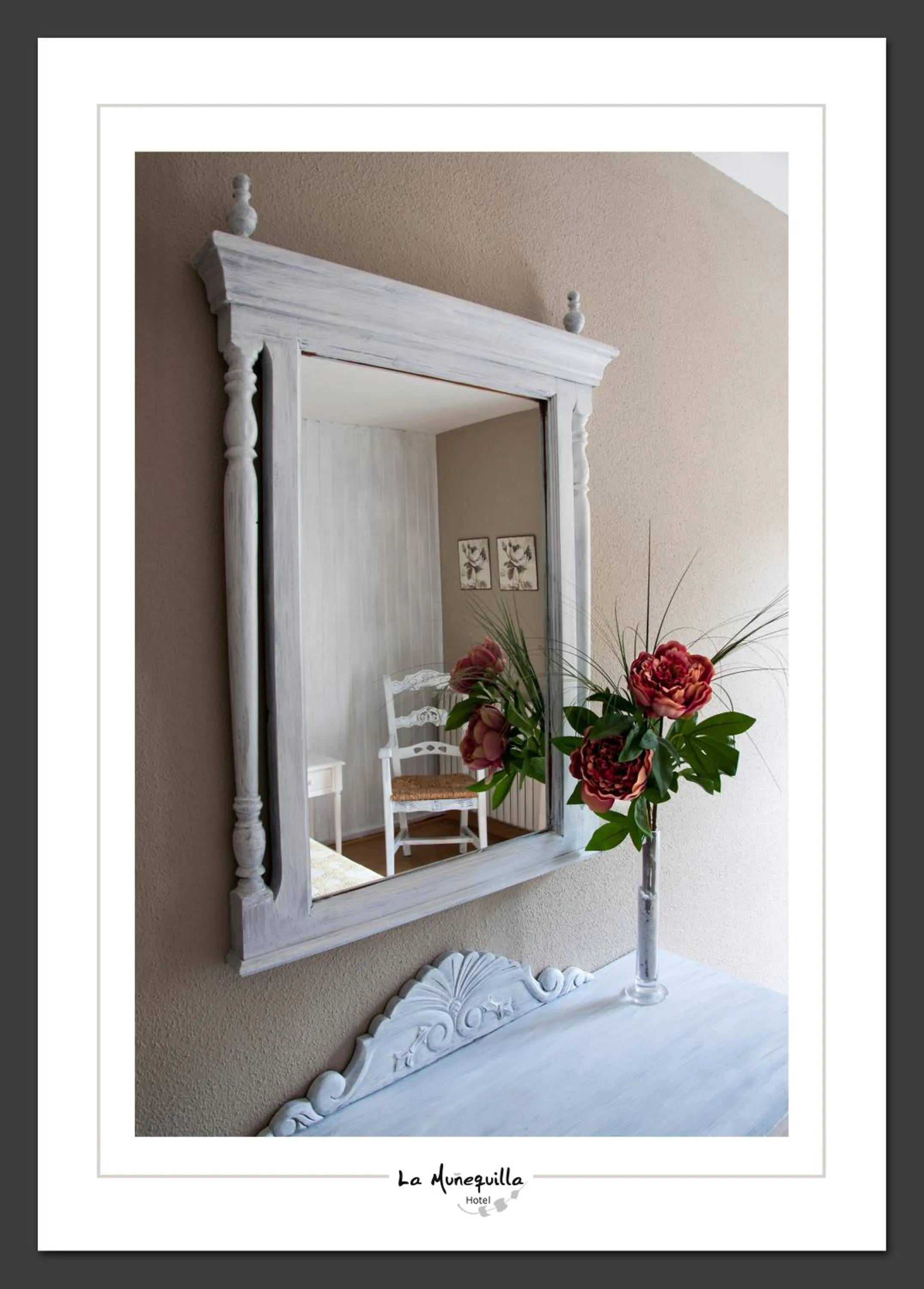 Decorative detail, Bed in Hotel la Muñequilla