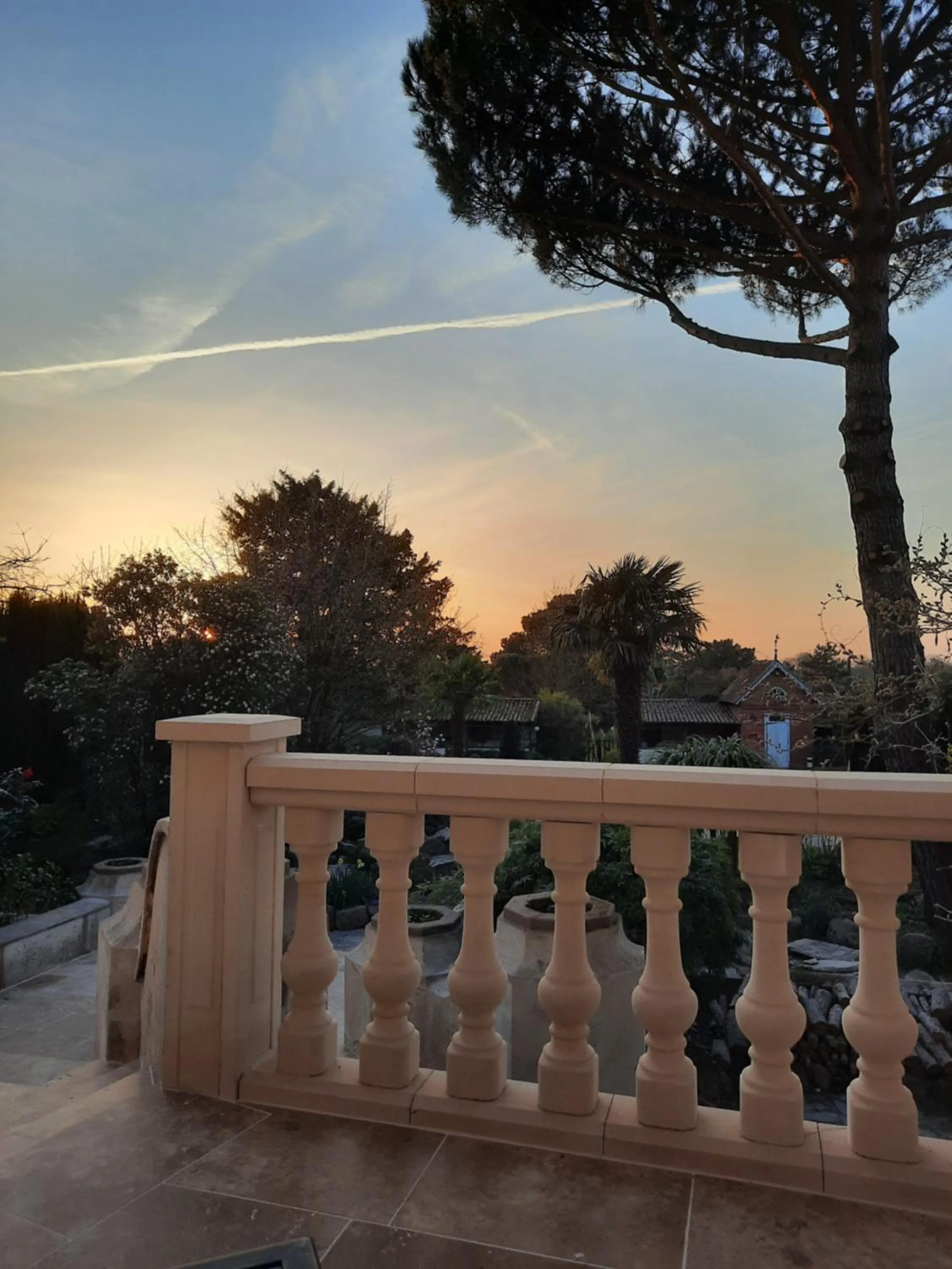 Patio in Hôtel De La Barbacane