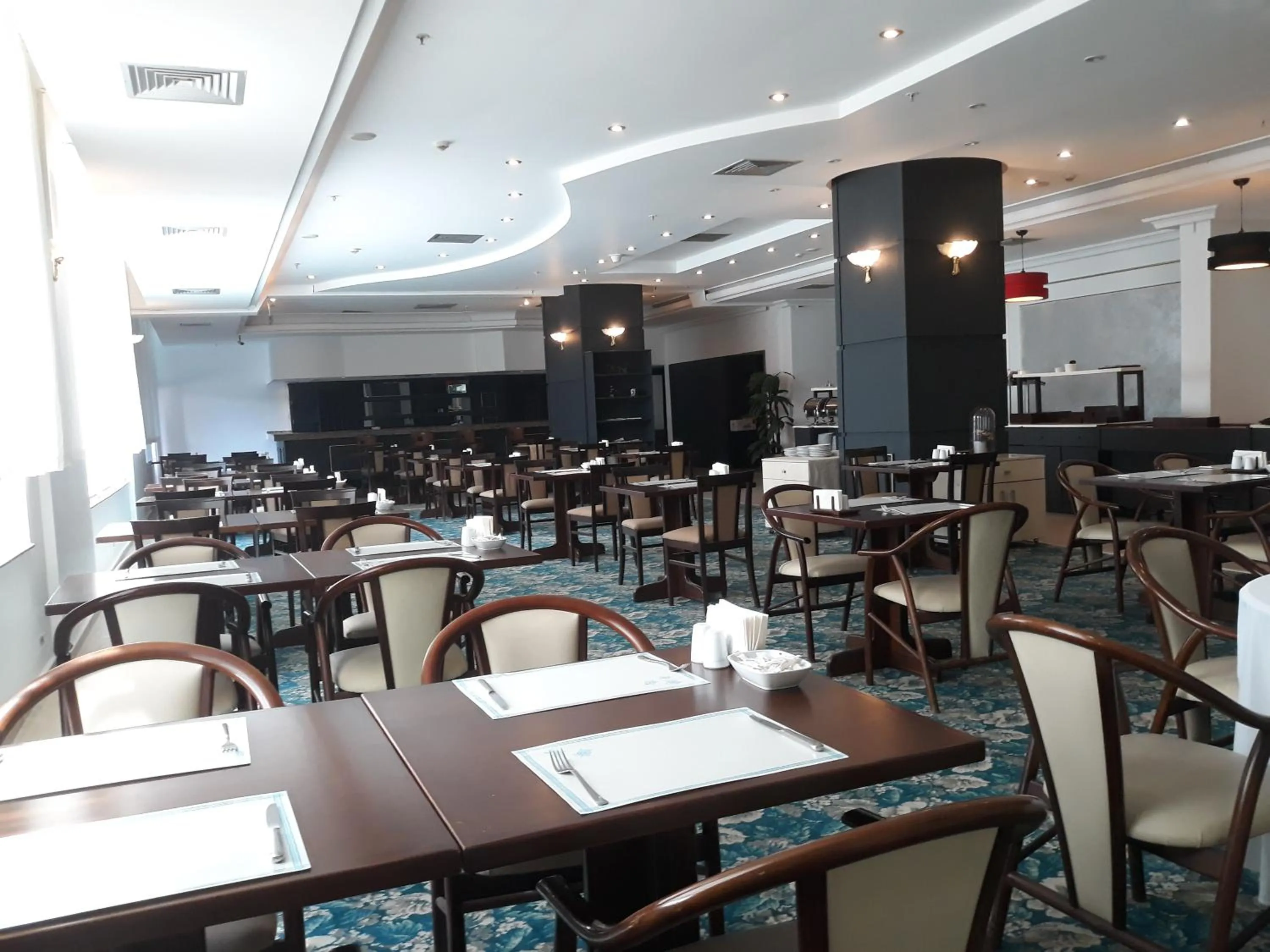 Restaurant/places to eat in EmexOtel Kocaeli