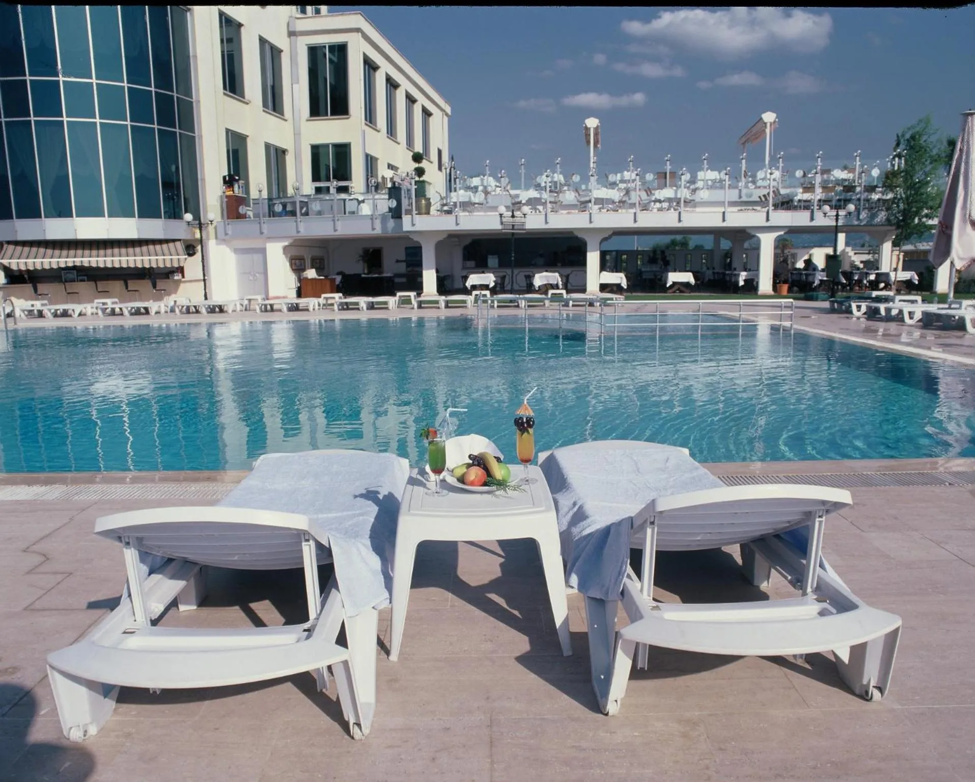 Swimming pool in EmexOtel Kocaeli