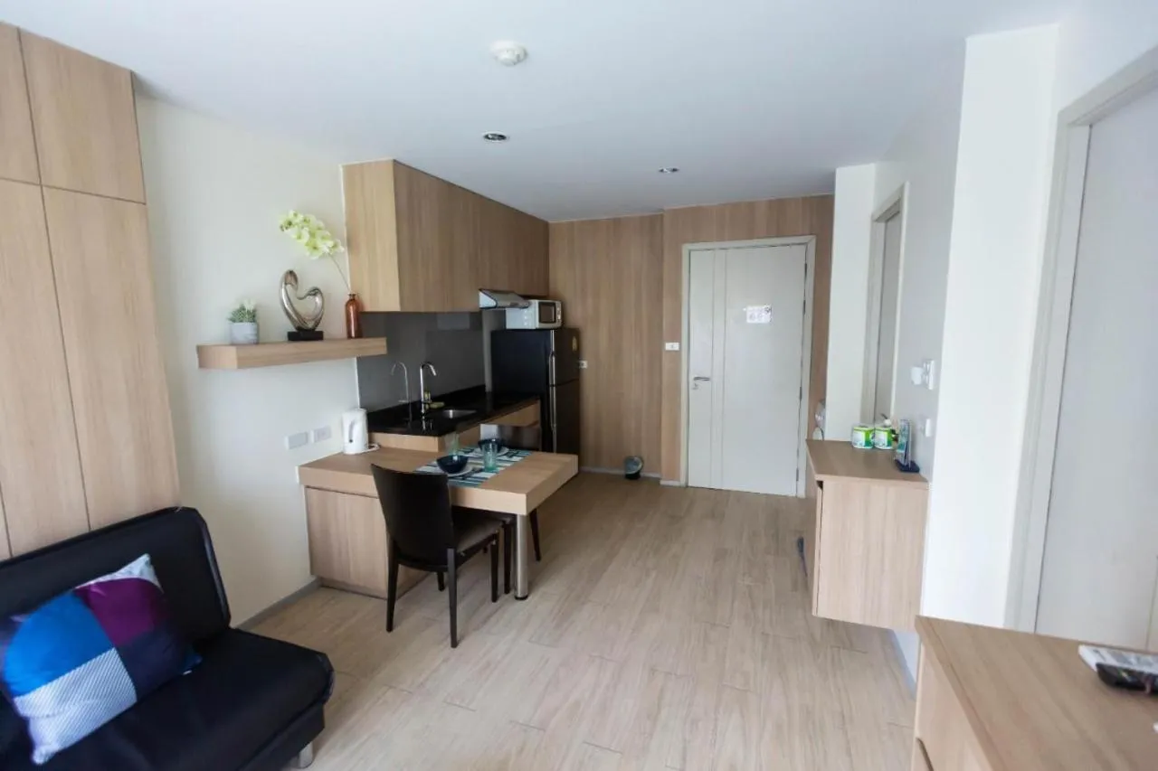 The Chezz by Patsamon