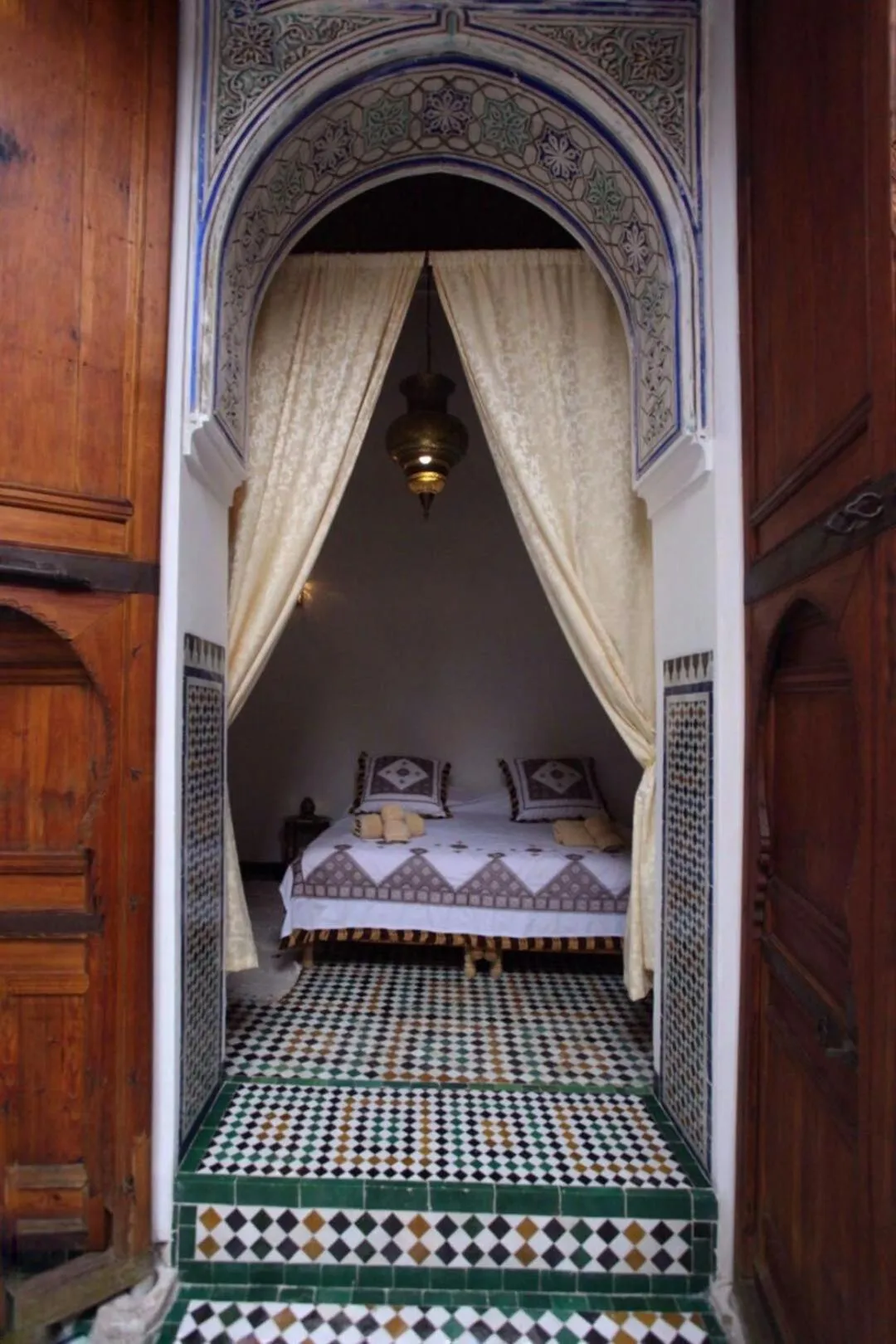Bed in Riad Gzira Fez