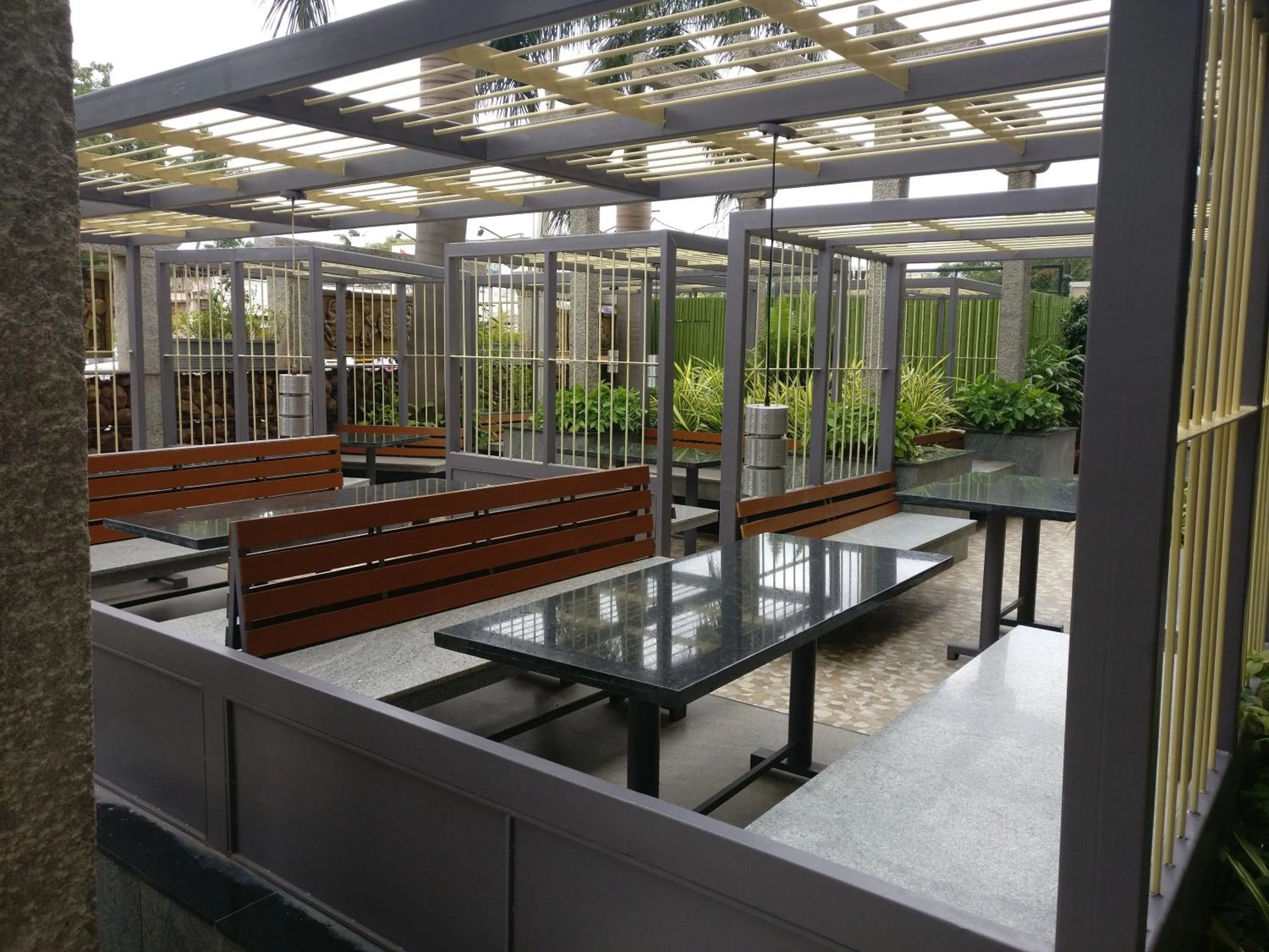 Restaurant/places to eat in Hotel Hampi International