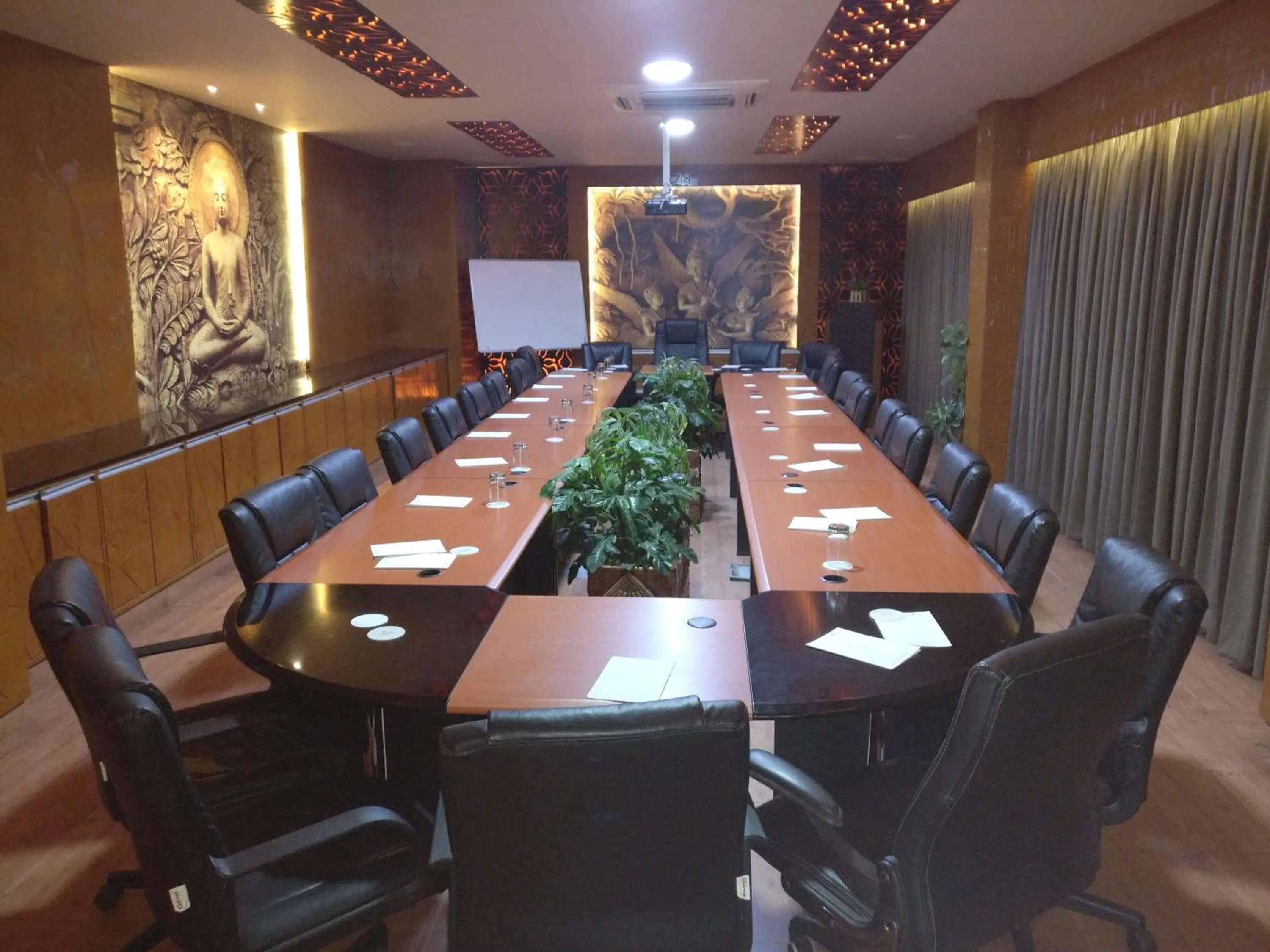 Meeting/conference room in Hotel Hampi International