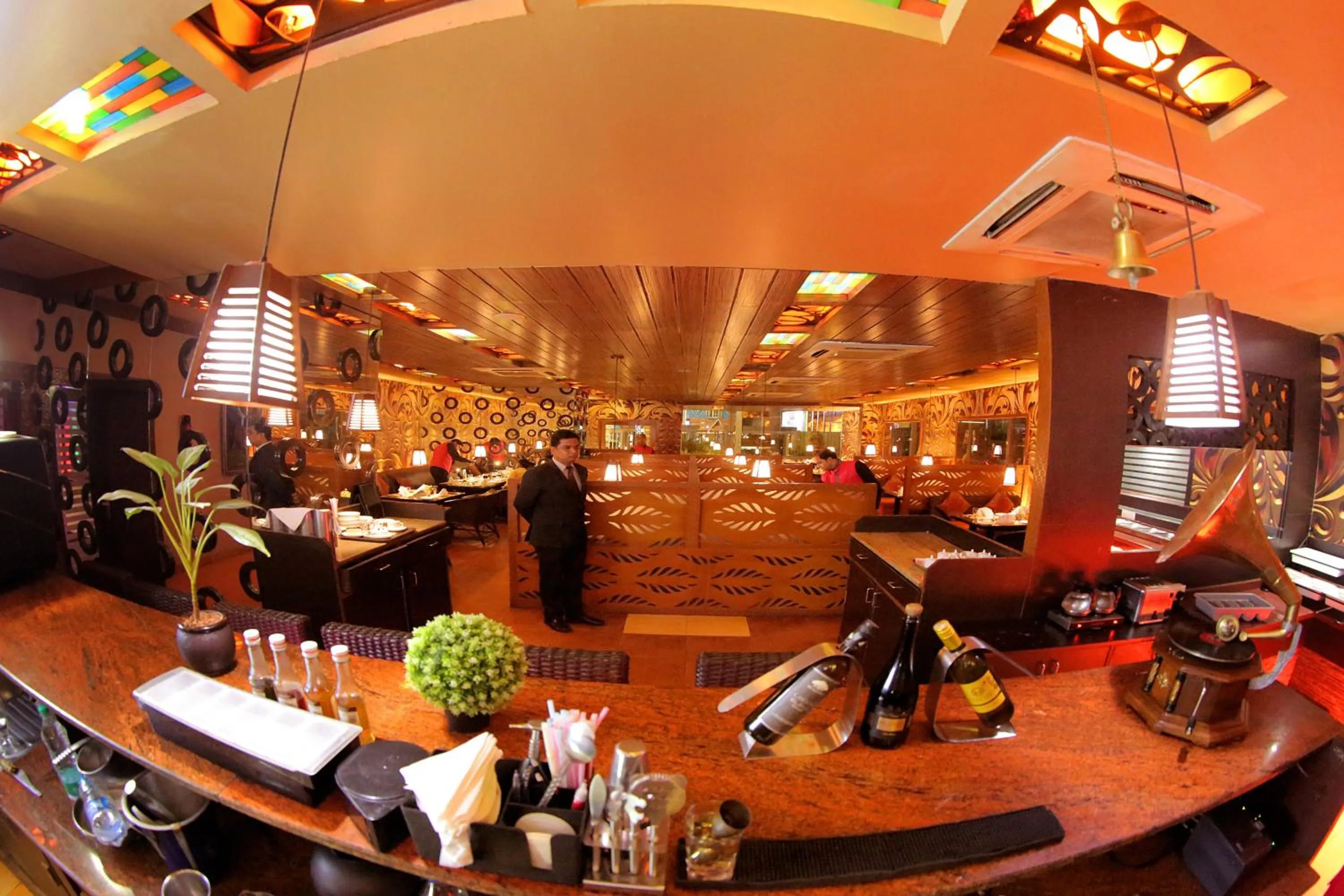 Restaurant/places to eat in Hotel Hampi International