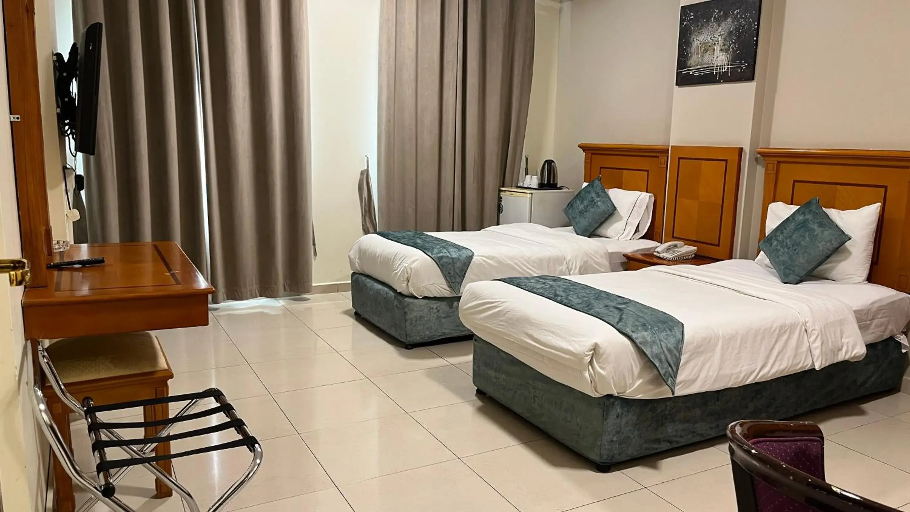 Standard Twin Room in Al Murooj Hotel Apartments Standard Twin Room in Al Murooj Hotel Apartments