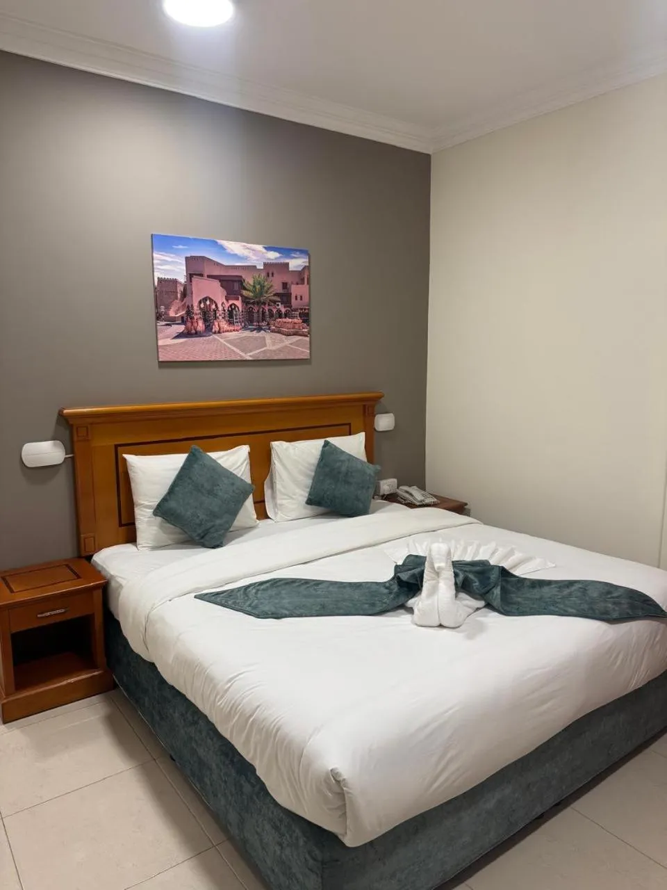 Bed in Al Murooj Hotel Apartments