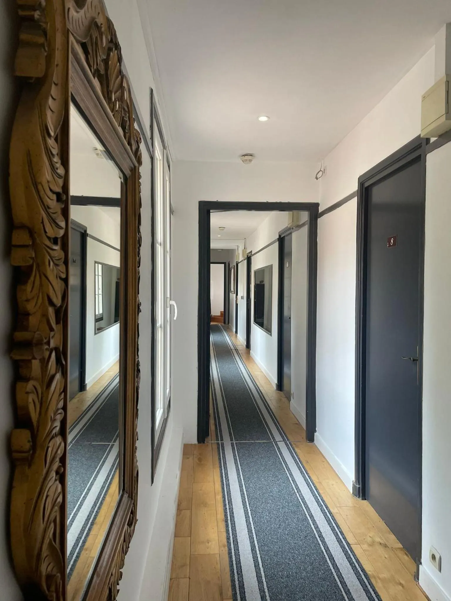 Property building in Hostellerie Du Lys