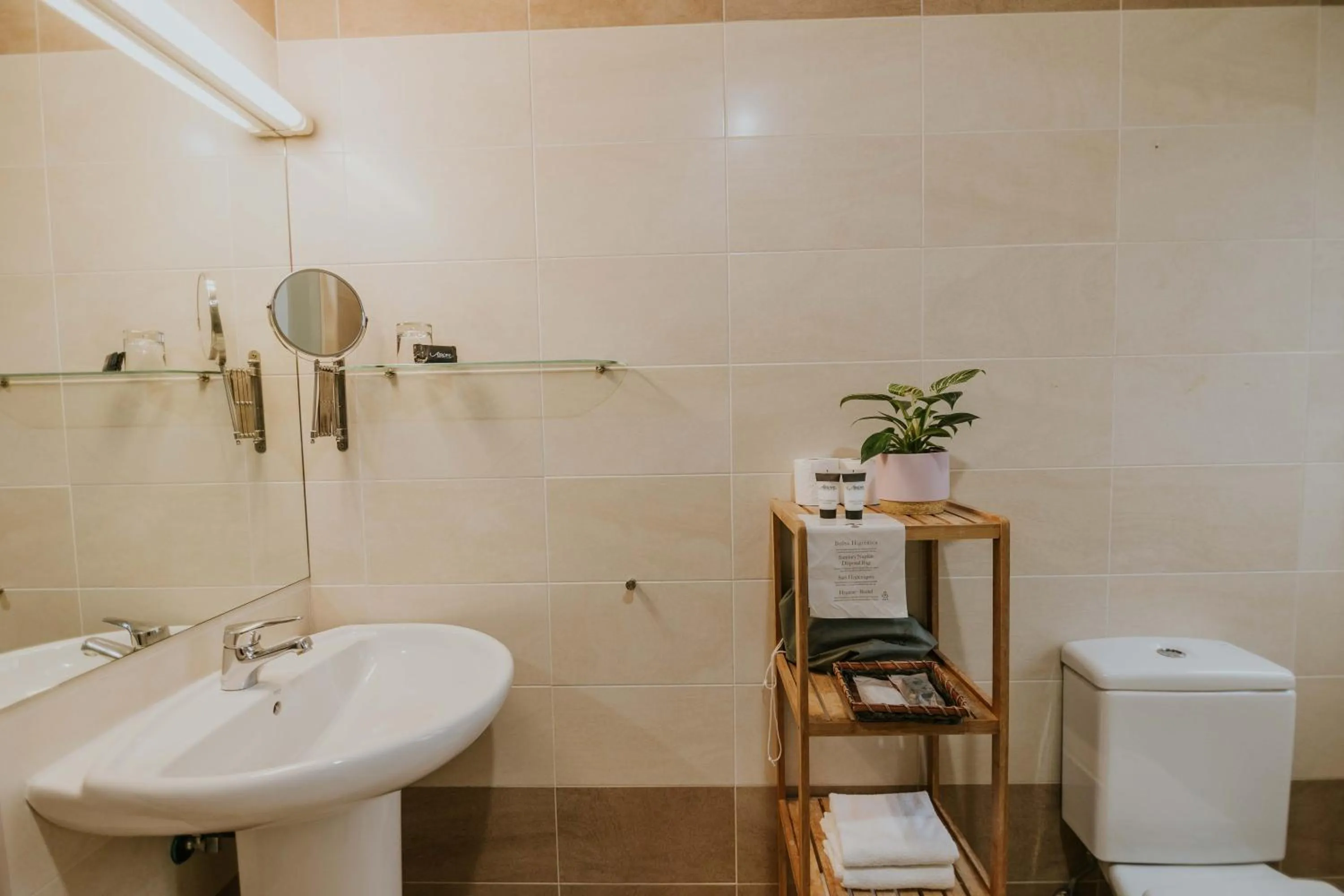 Bathroom in Hotel Arrope