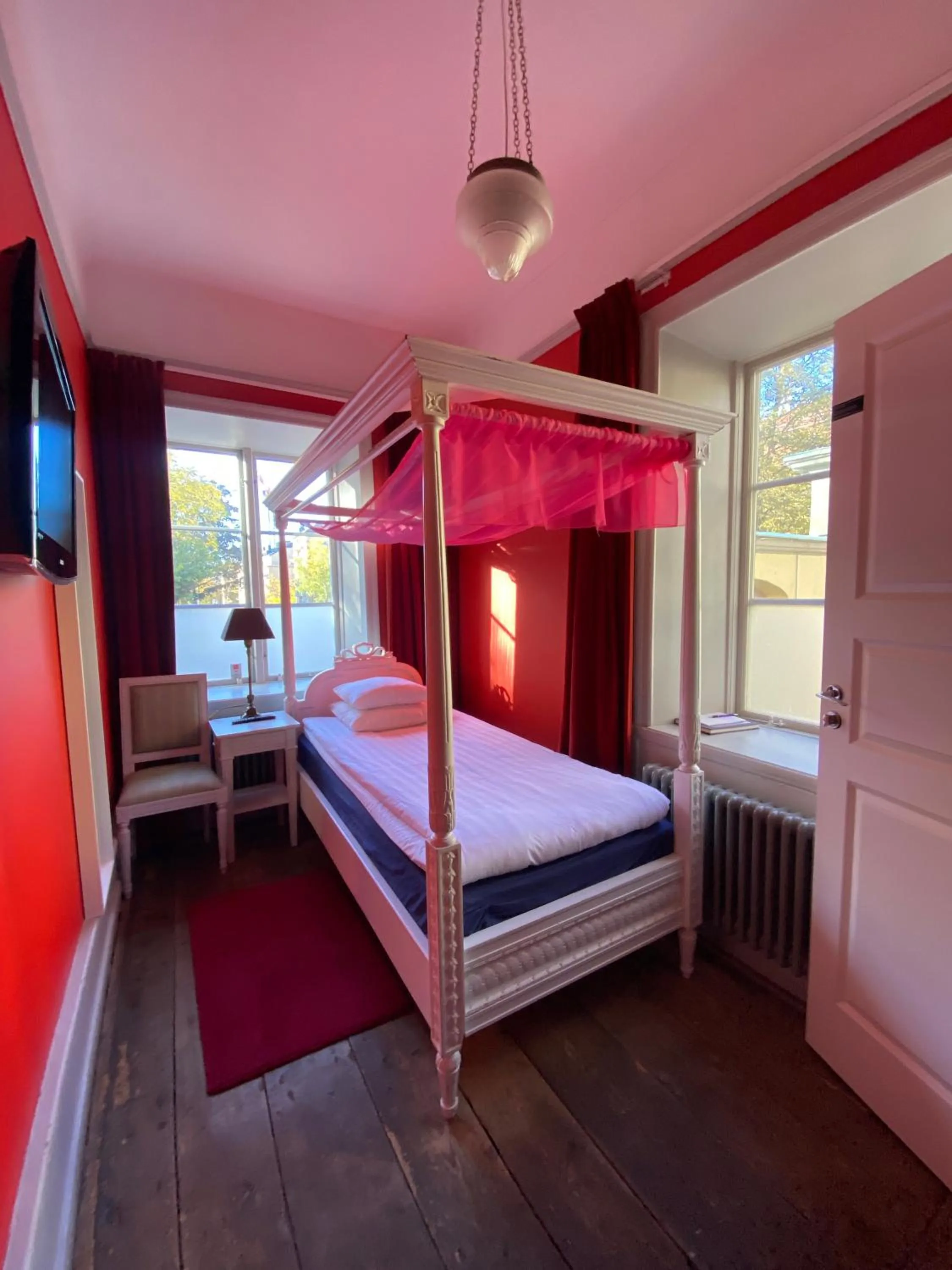 Bedroom, Bed in Hotel Hellstens Malmgård