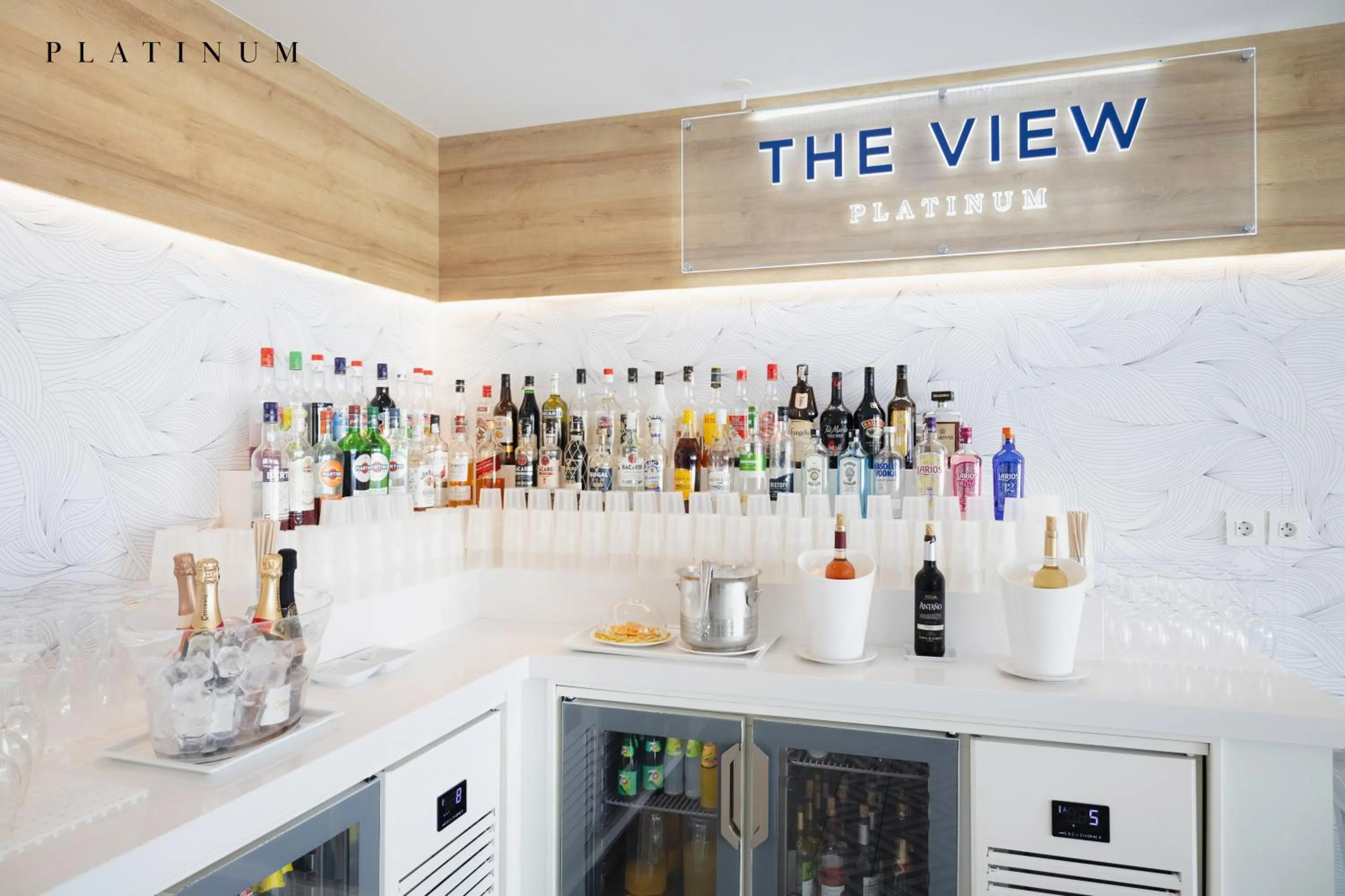 Lounge or bar in Landmar Playa La Arena