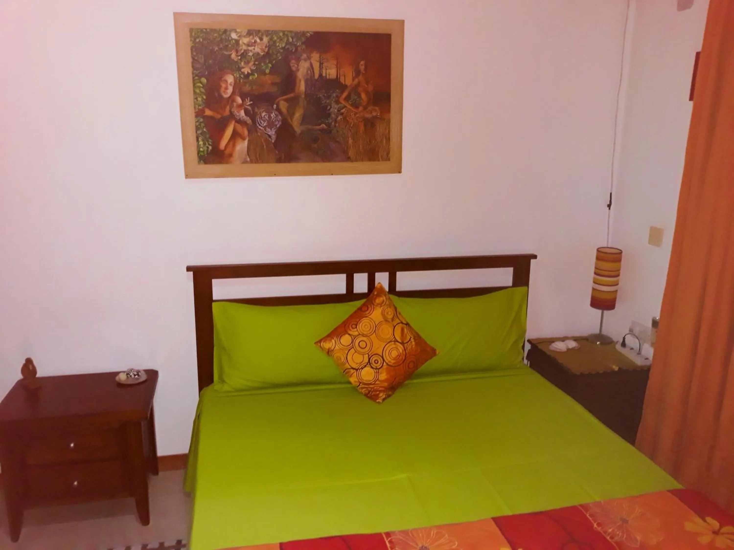 Bedroom, Bed in Flo Villa