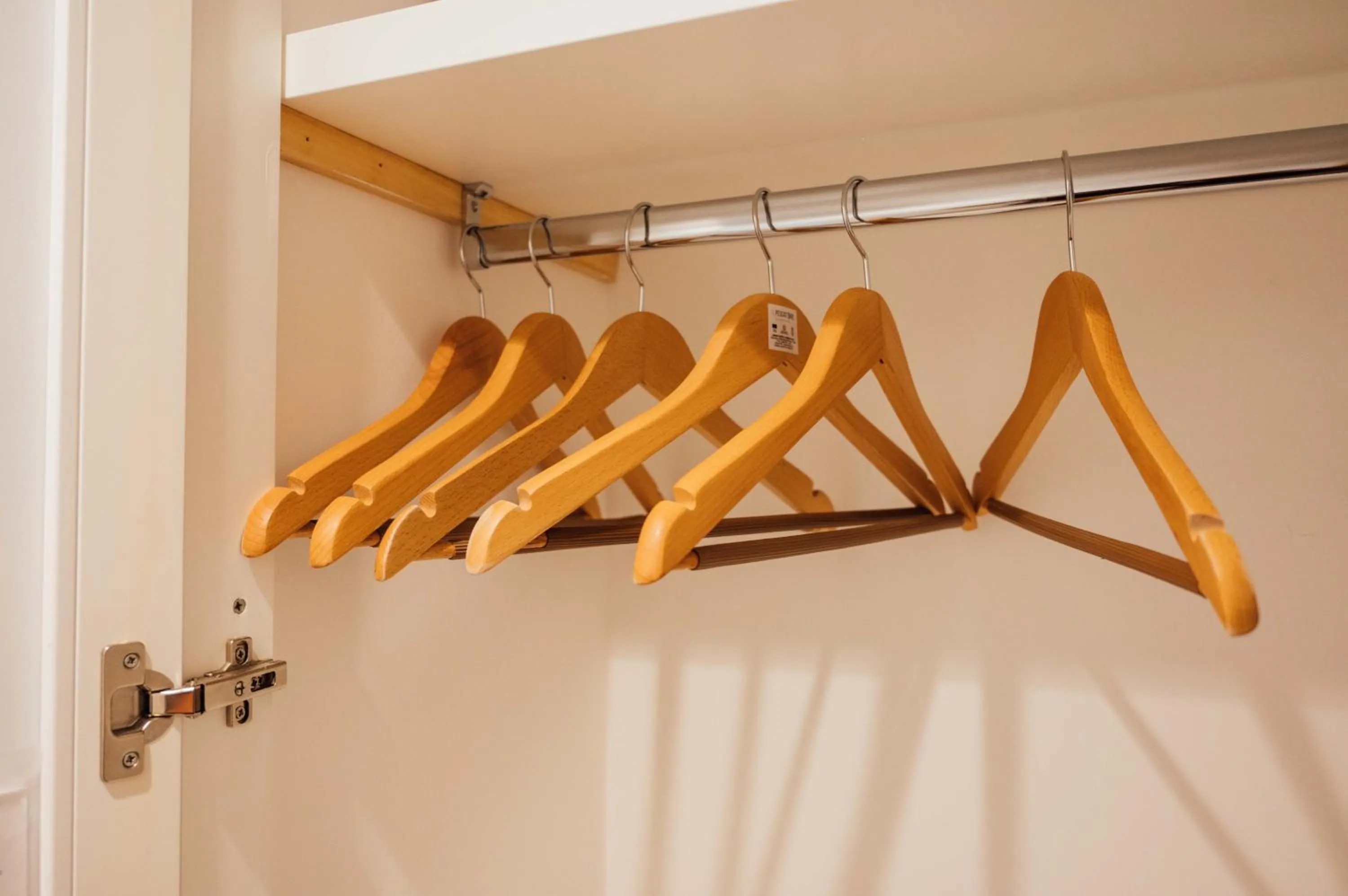 wardrobe in Al Pescatore - B&B