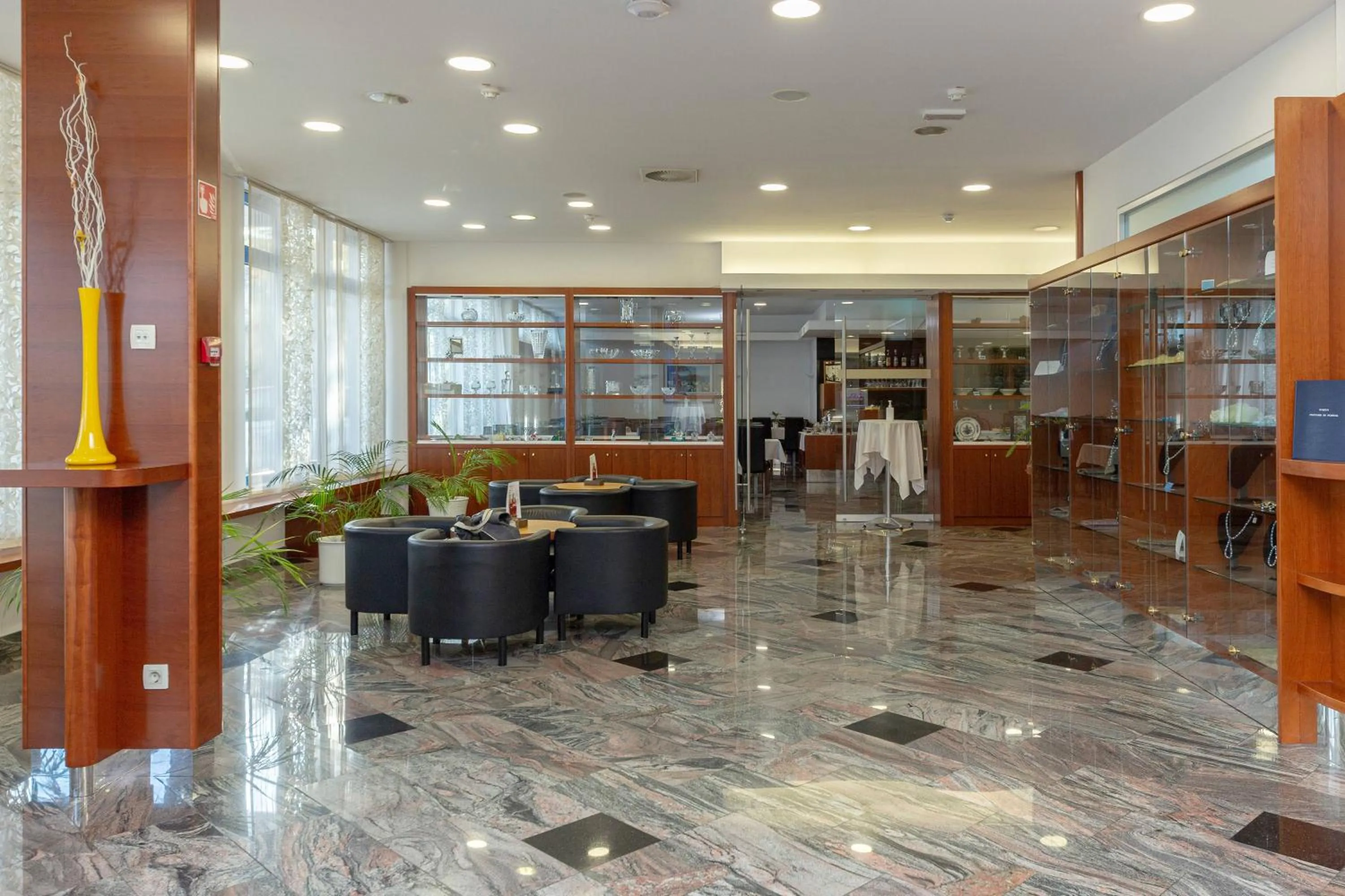 Lounge or bar in Garni Hotel Azul