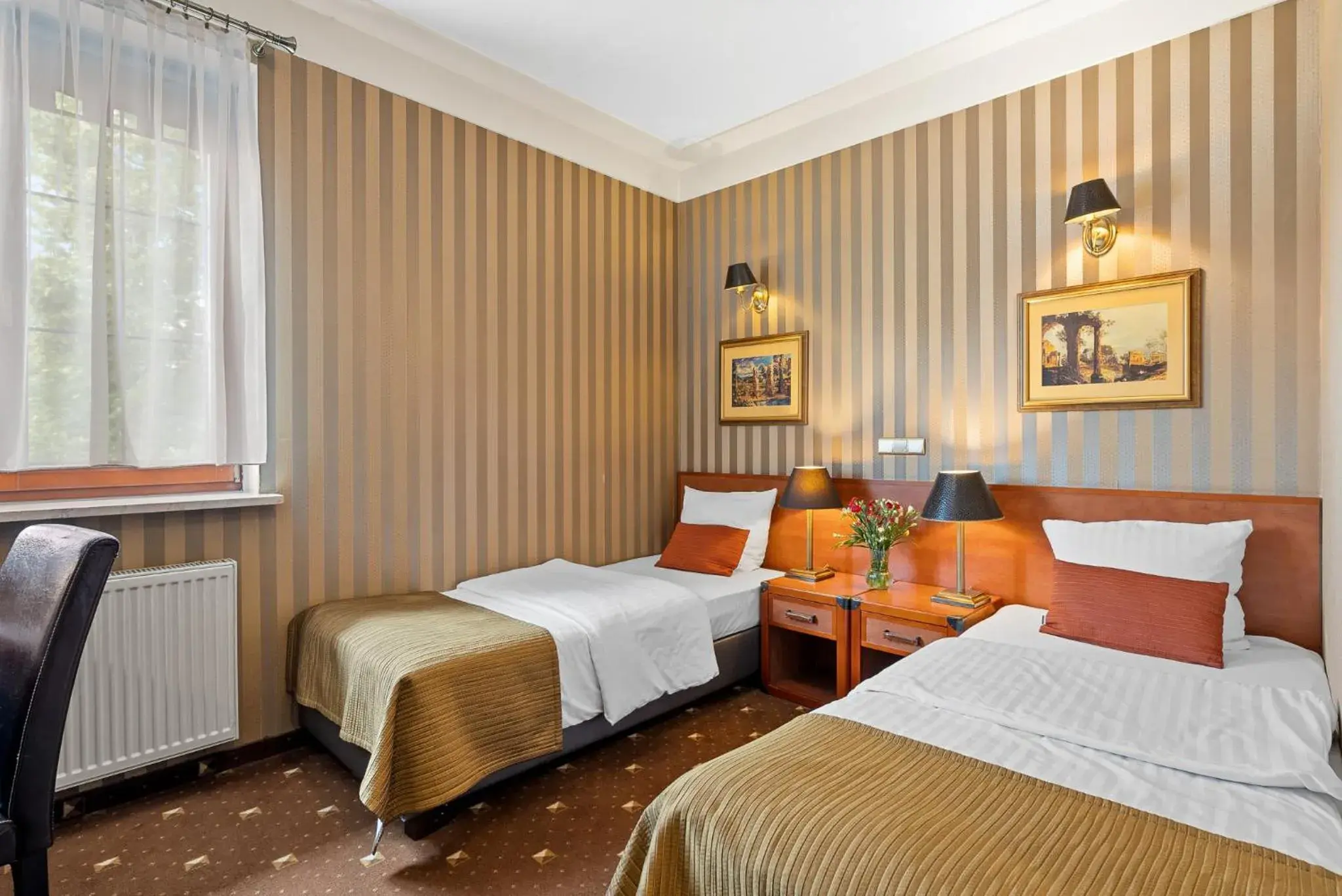 Standard Twin Room in Hotel Diament Bella Notte Katowice - Chorzów Standard Twin Room in Hotel Diament Bella Notte Katowice - Chorzów