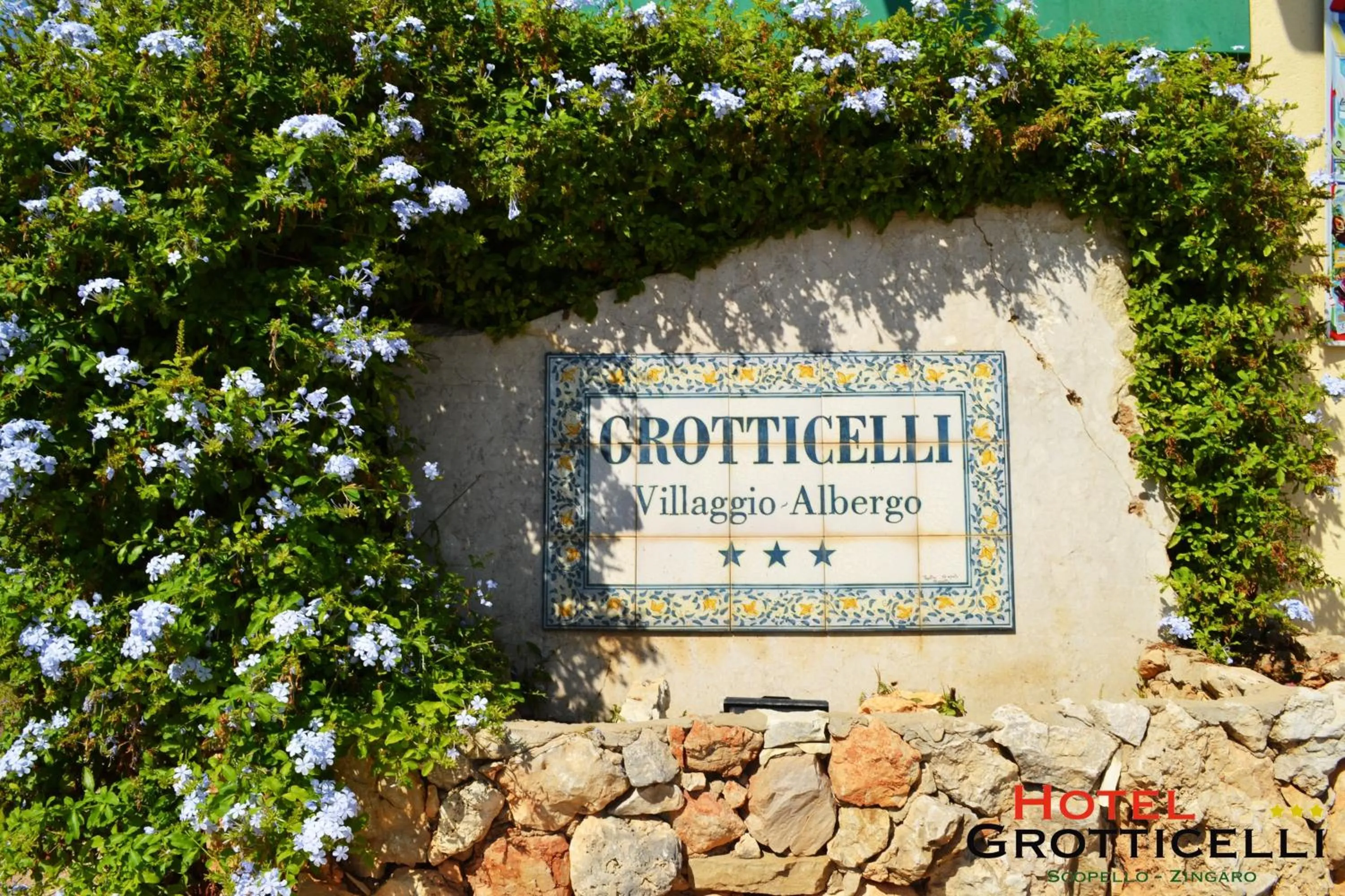 Property logo or sign in Hotel Grotticelli