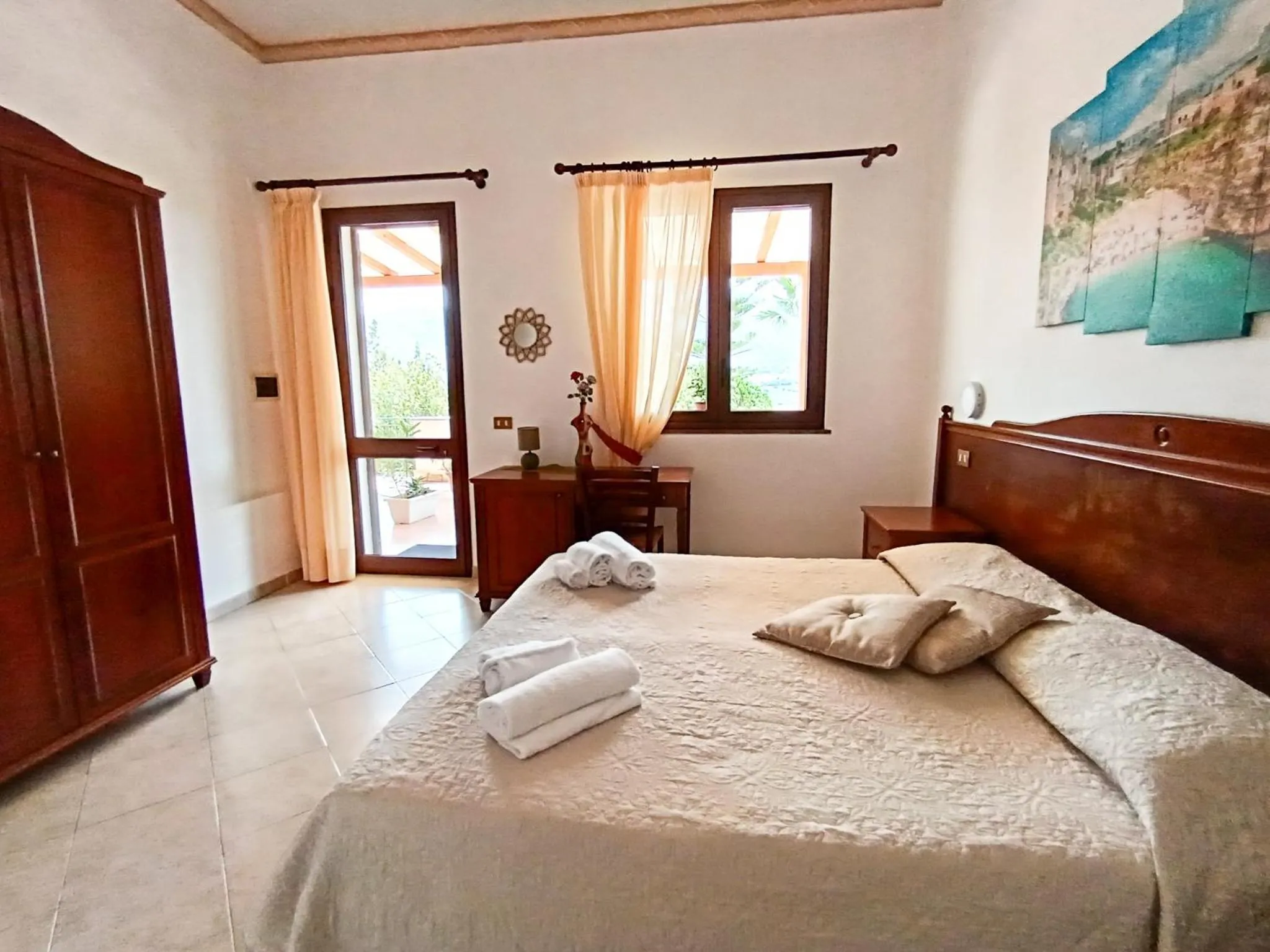 Bed in Hotel Grotticelli