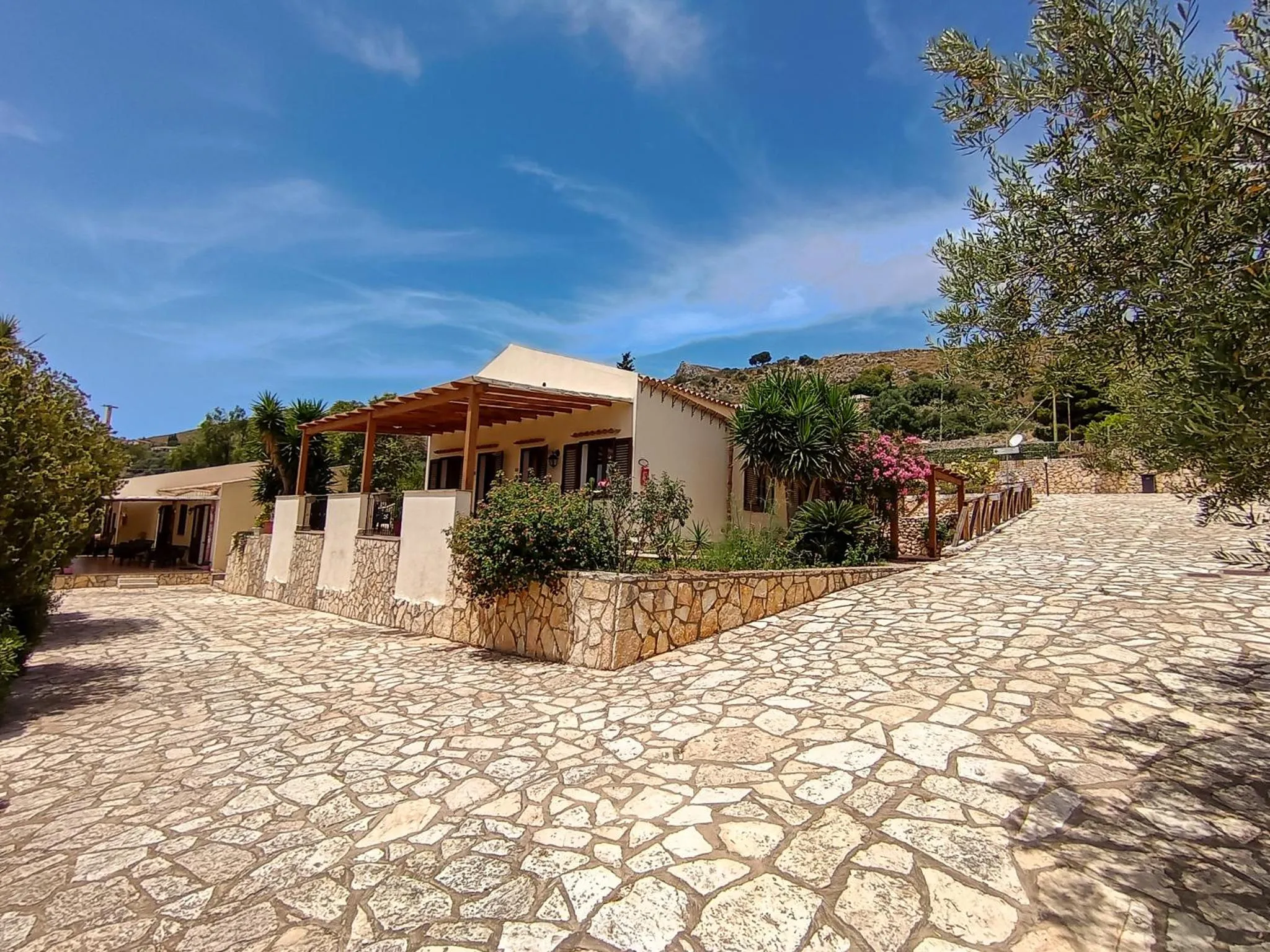 Property building in Hotel Grotticelli