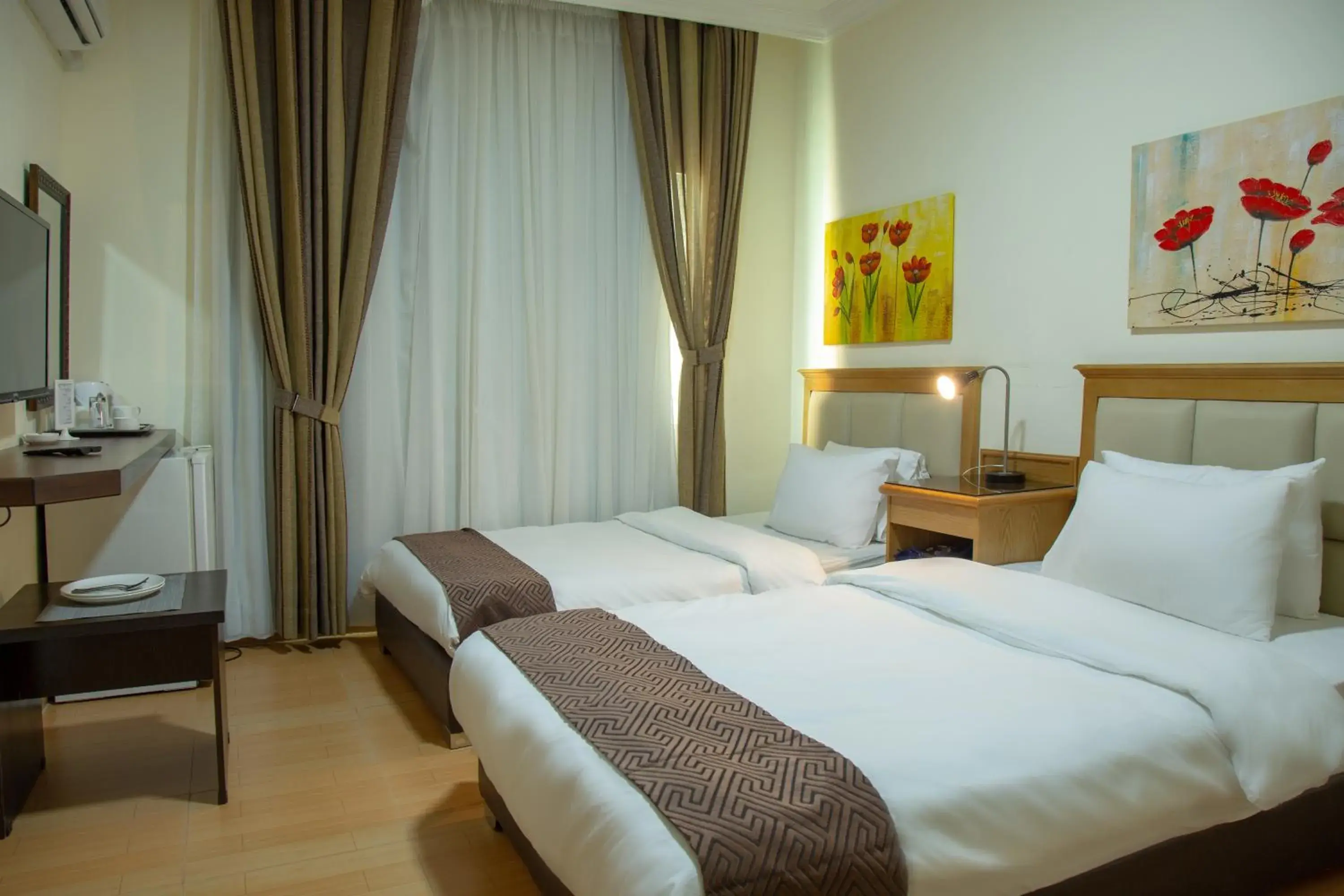 Standard Twin Room - single occupancy in 360 Hotel By FHM Standard Twin Room - single occupancy in 360 Hotel By FHM