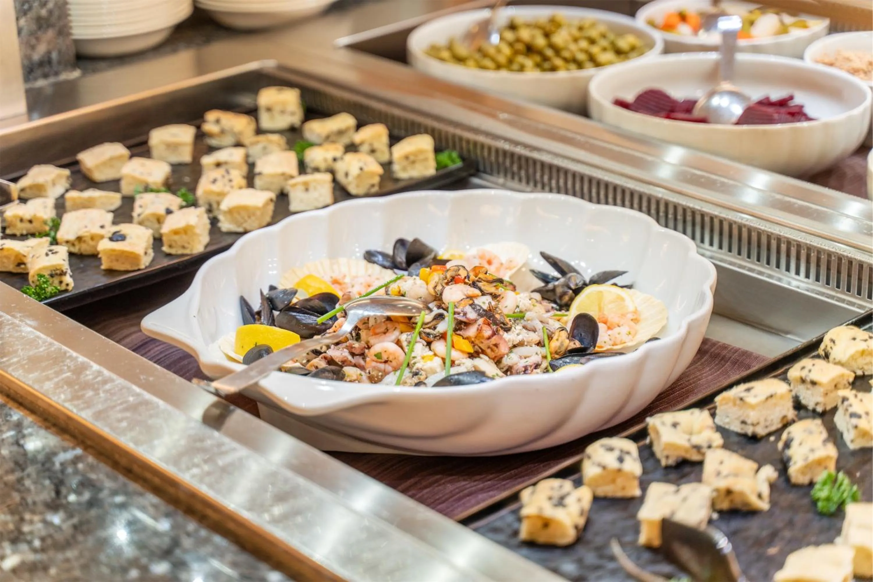 Food in Majestic Palace