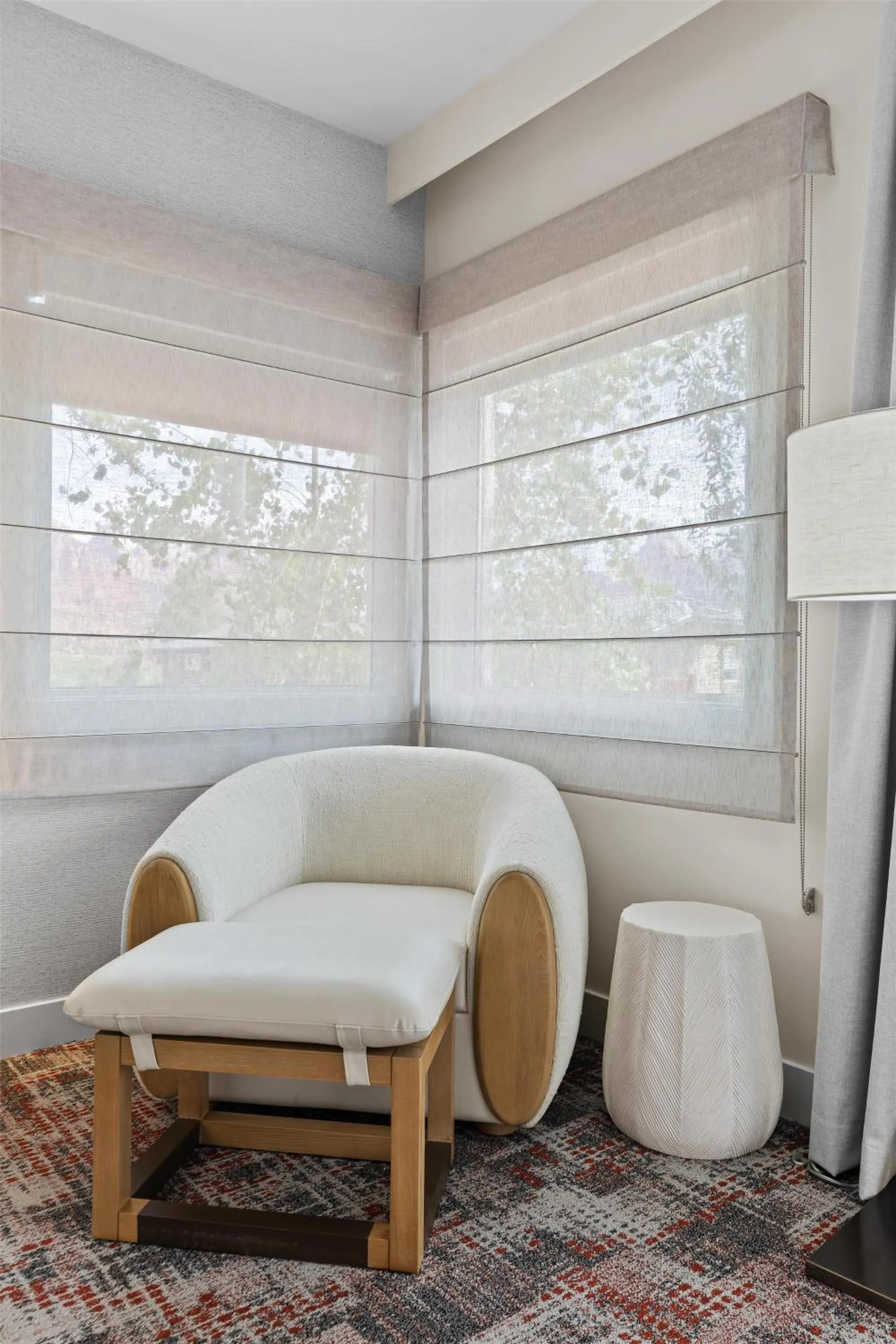 Living room in Hotel De Novo Springdale, Tapestry Collection by Hilton