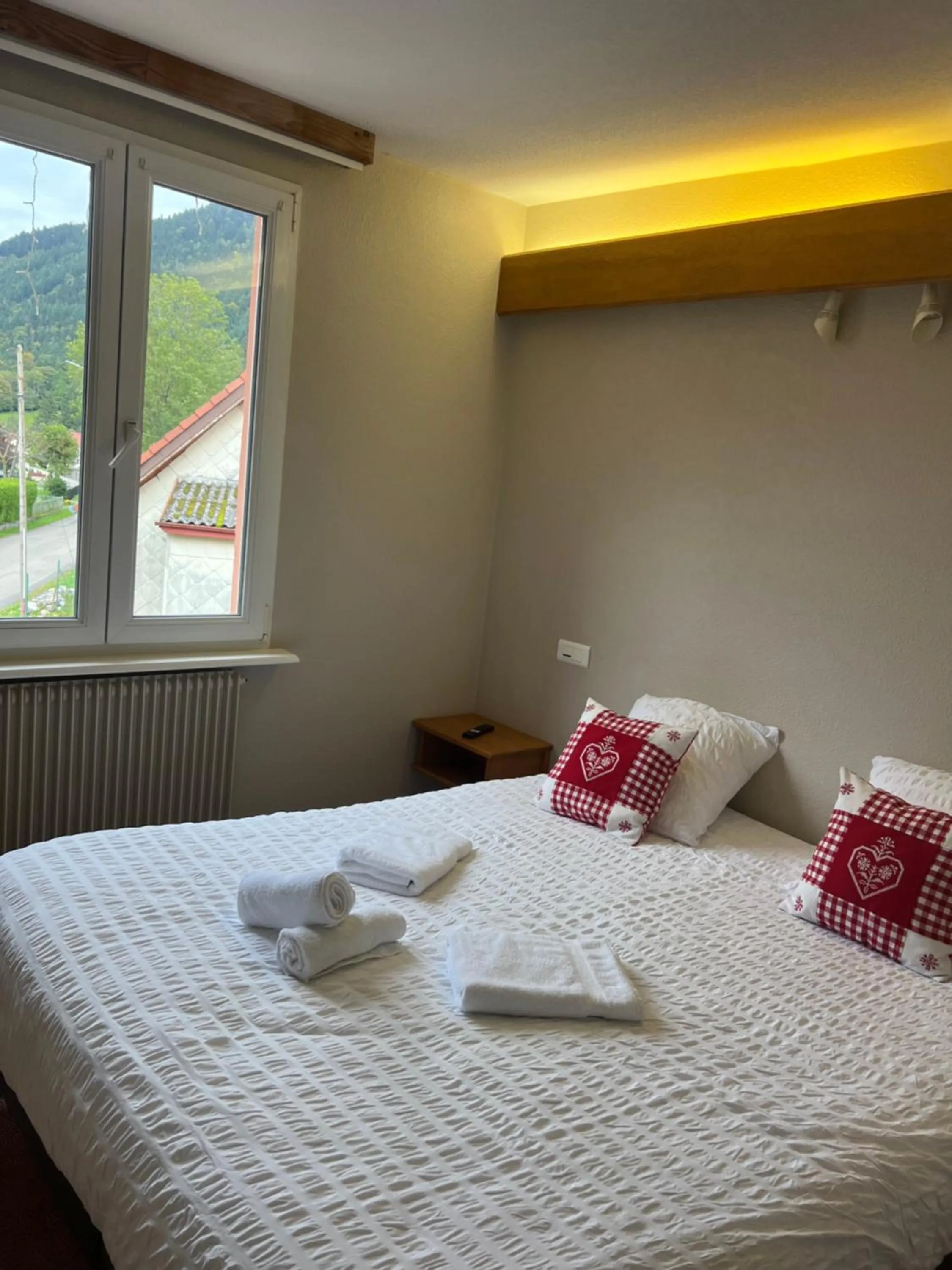 Bed in Hôtel Restaurant Valneige