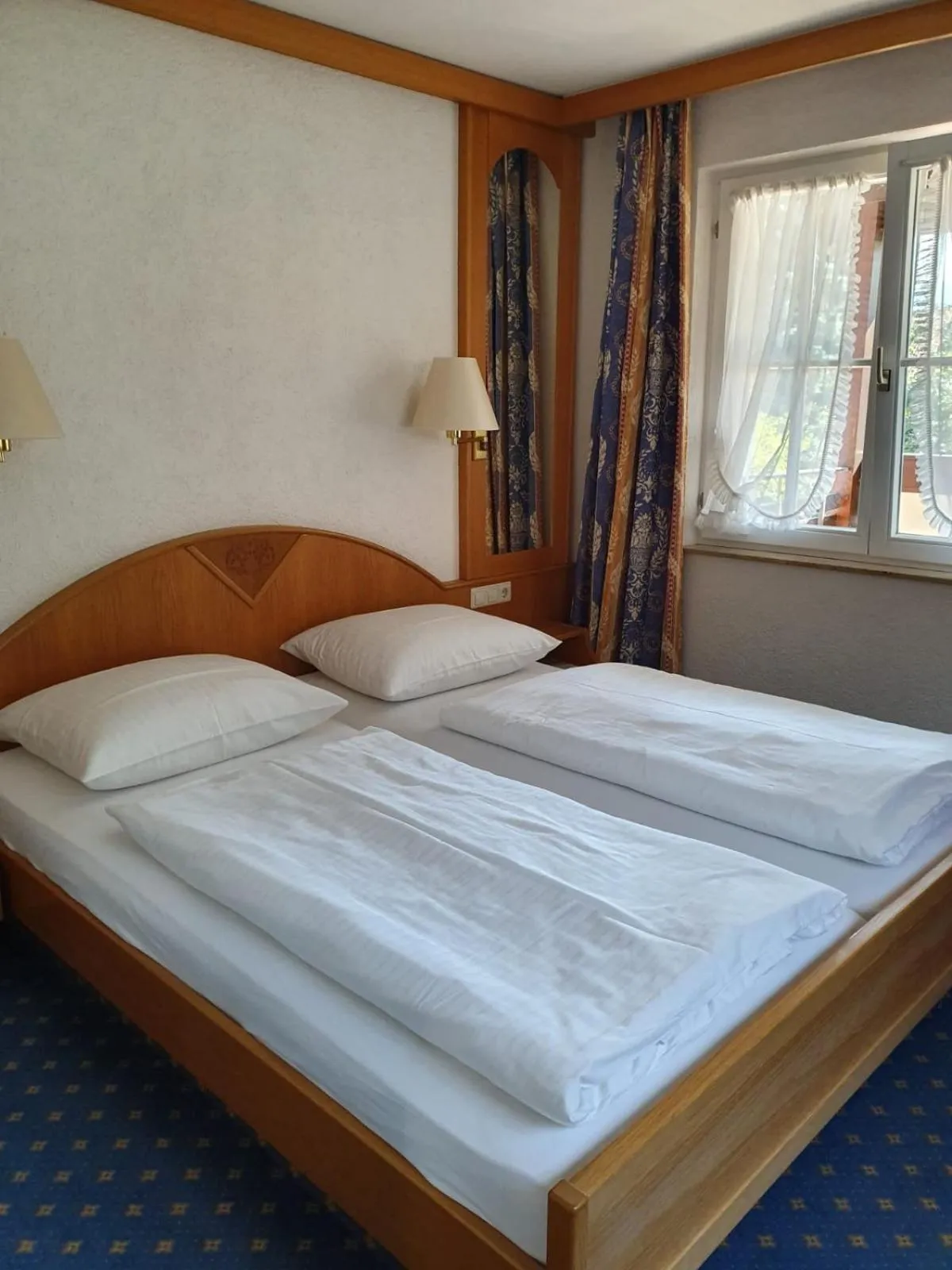 Bed in Hotel Gasthaus Adler