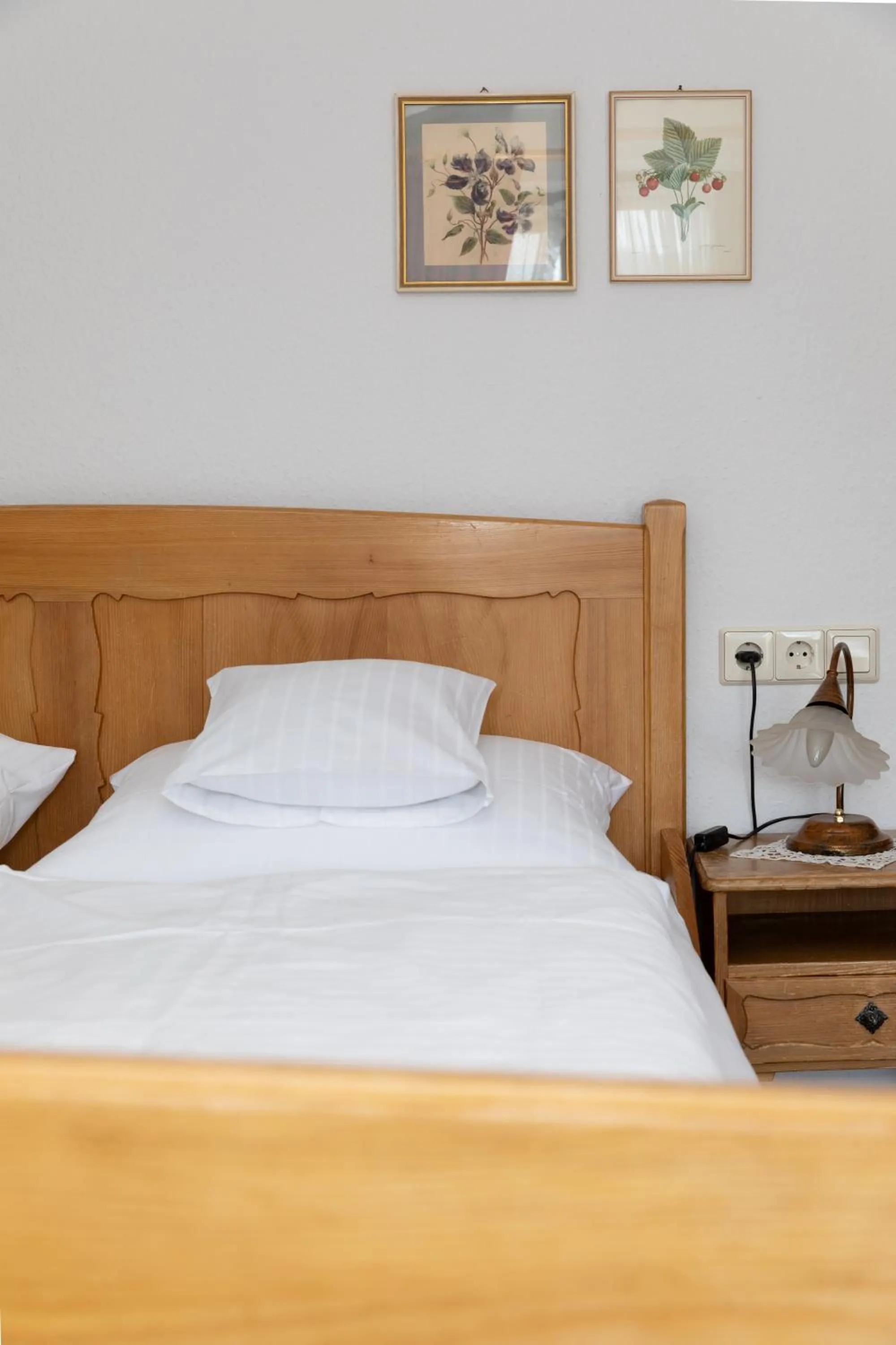 Bed in Hotel Gasthaus Adler