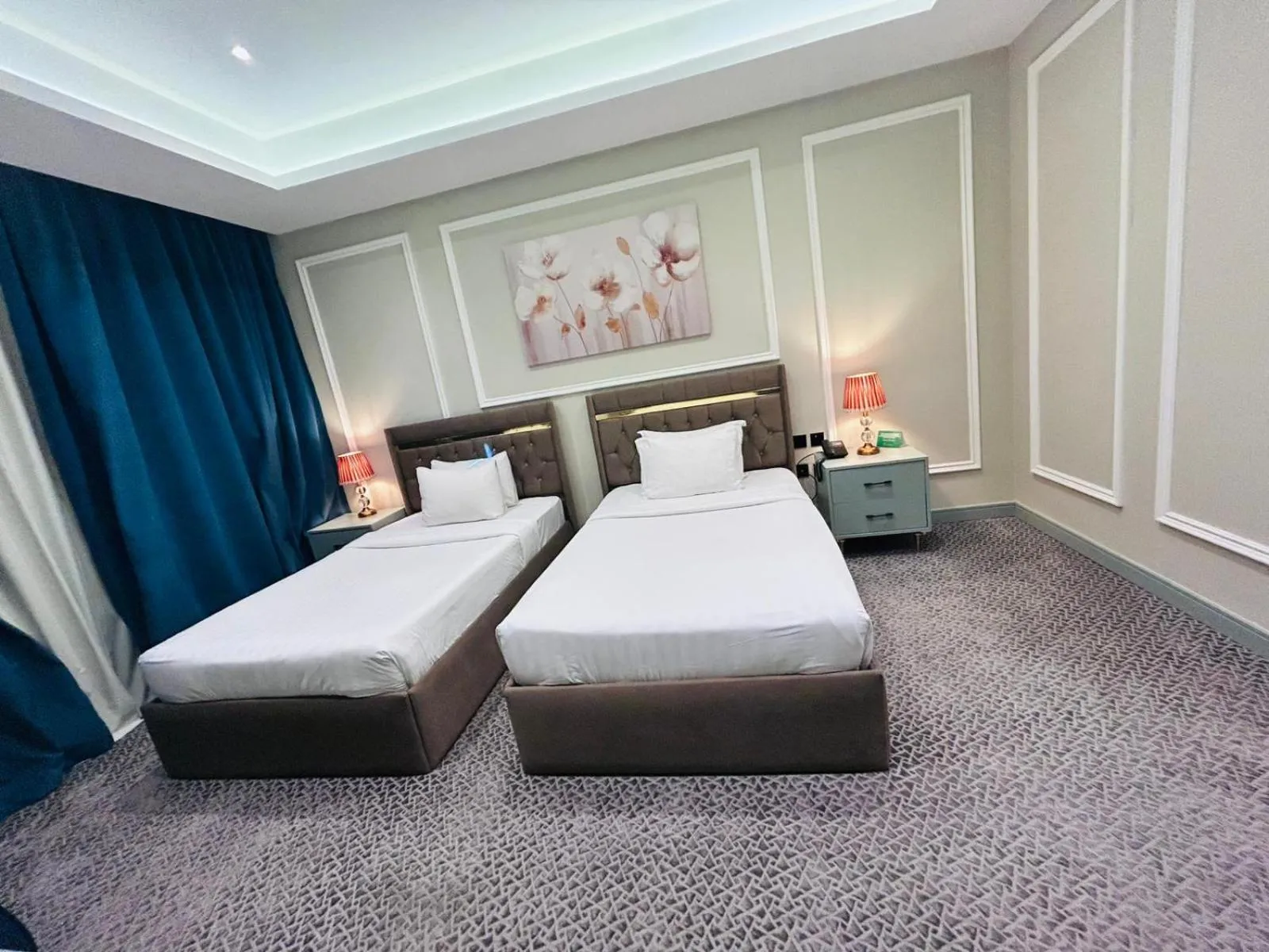 Bed in Al Mansour Plaza Hotel