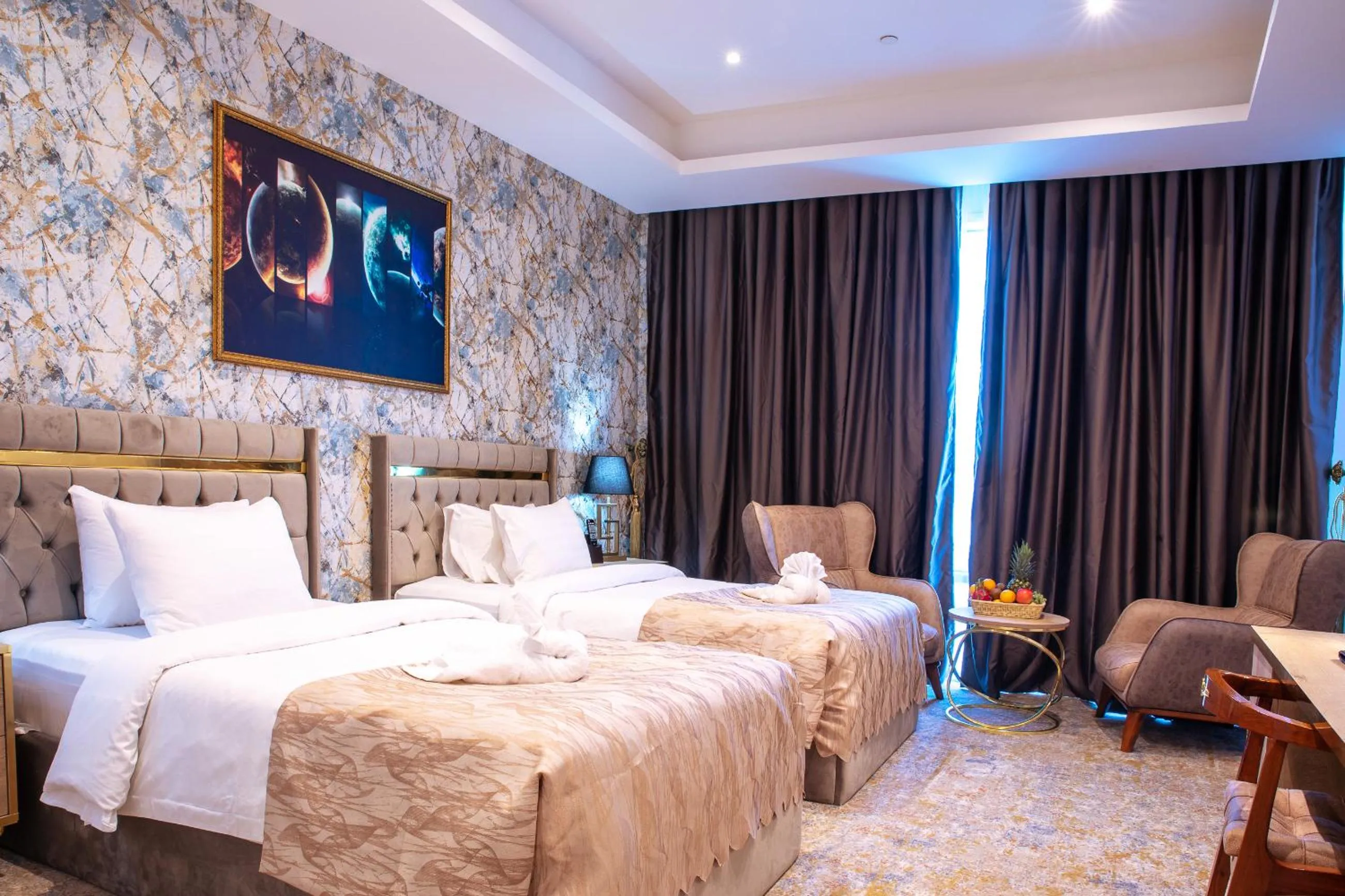 Bed in Al Mansour Plaza Hotel