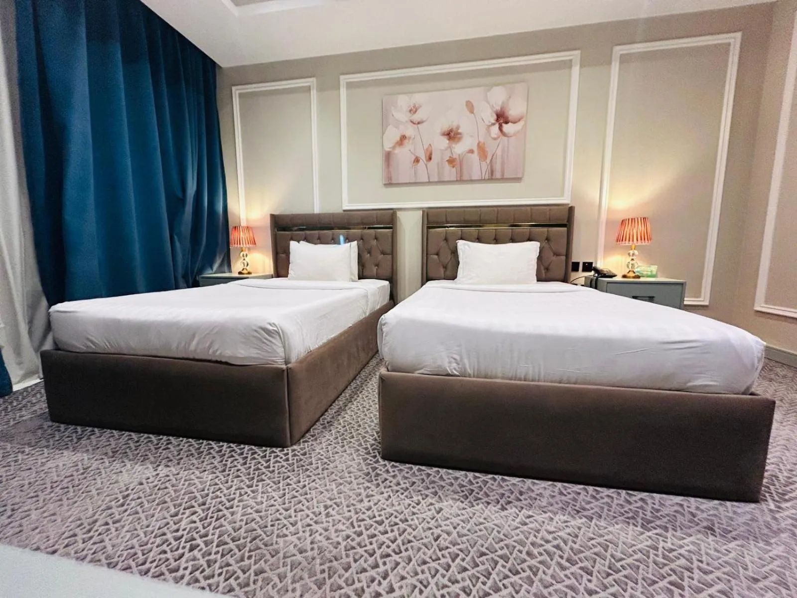 Bed in Al Mansour Plaza Hotel