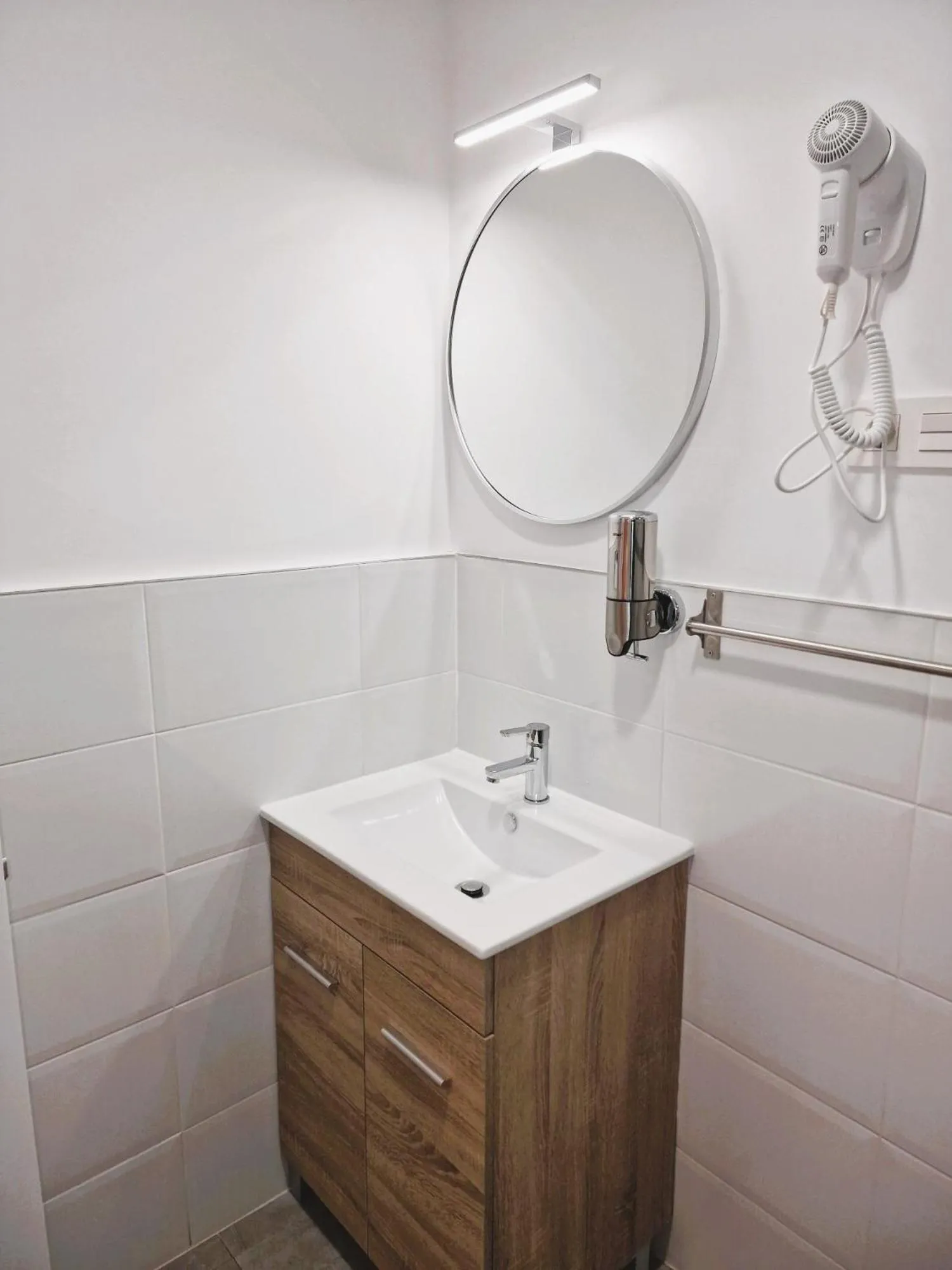 Bathroom in Hostal Comercial