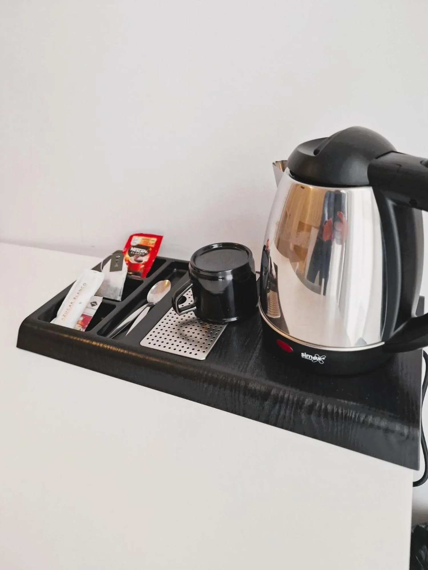 Coffee/tea facilities in Hostal Comercial